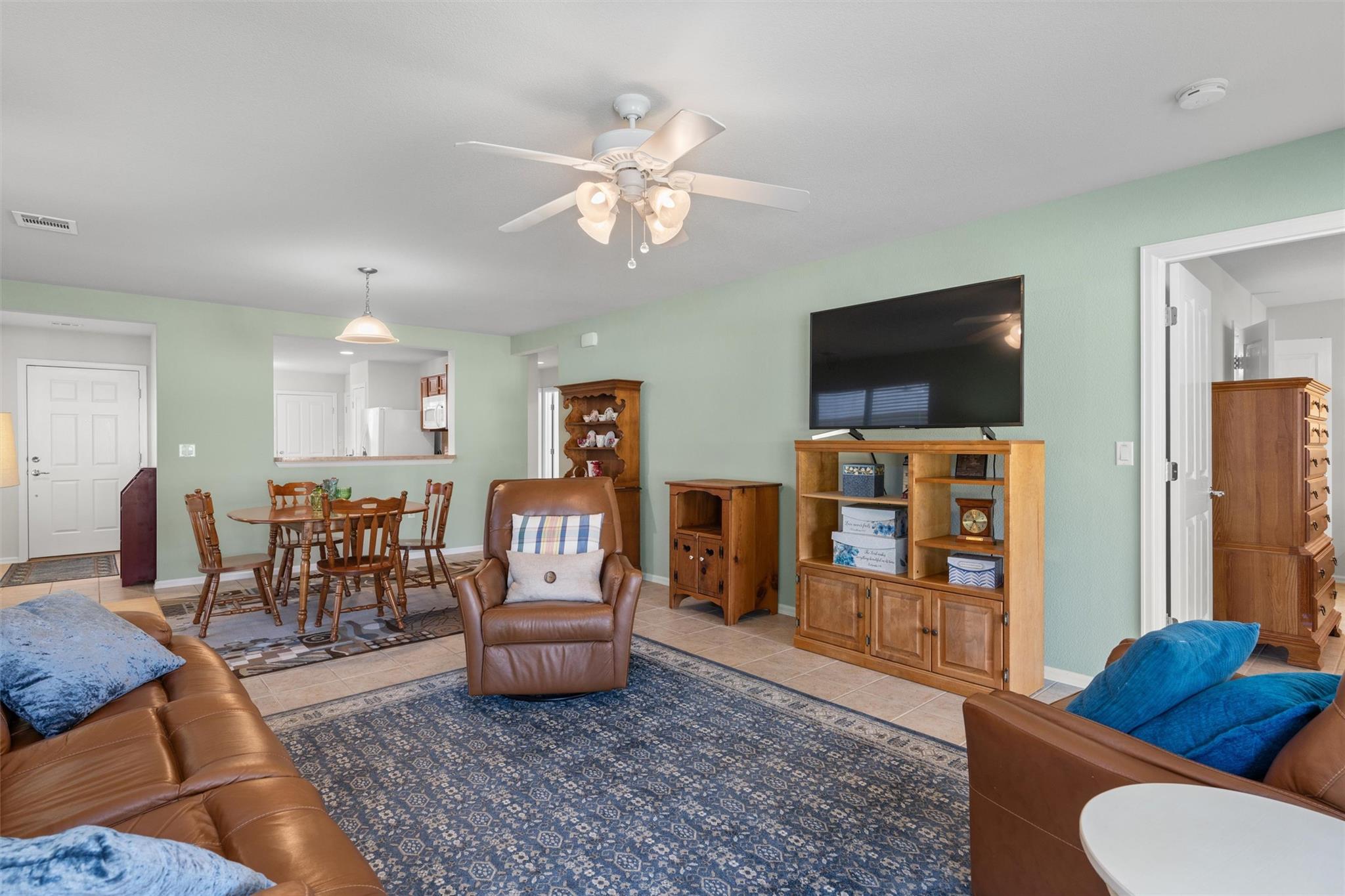 533 Salt Creek Ln, Georgetown, TX 78633