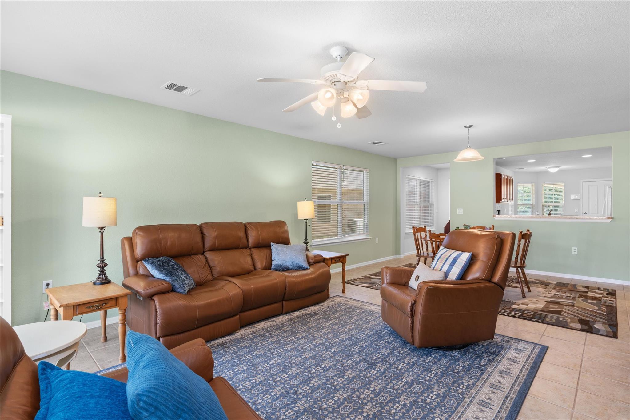 533 Salt Creek Ln, Georgetown, TX 78633