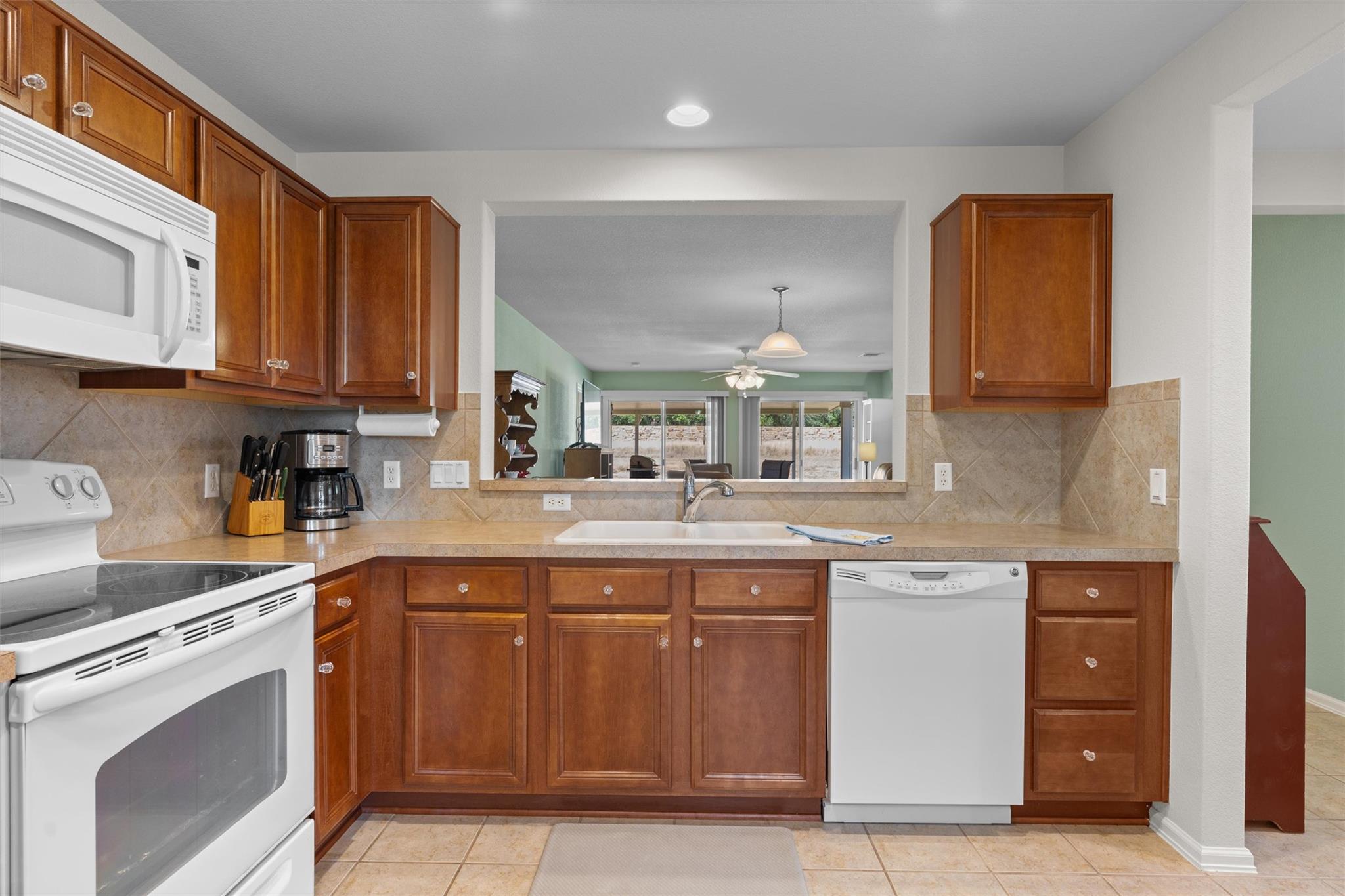 533 Salt Creek Ln, Georgetown, TX 78633