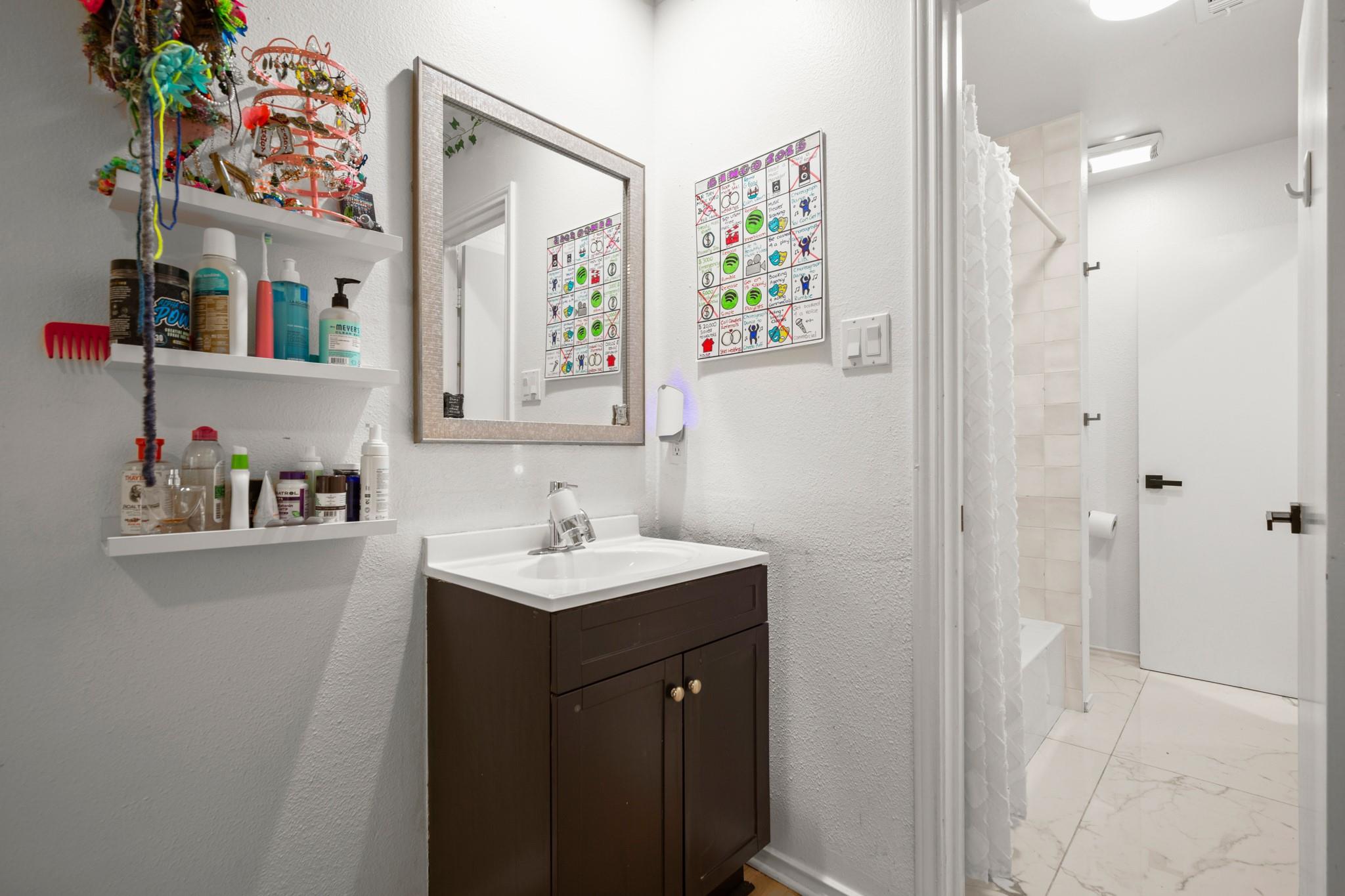 512 Eberhart Ln # 1403, Austin, TX 78745