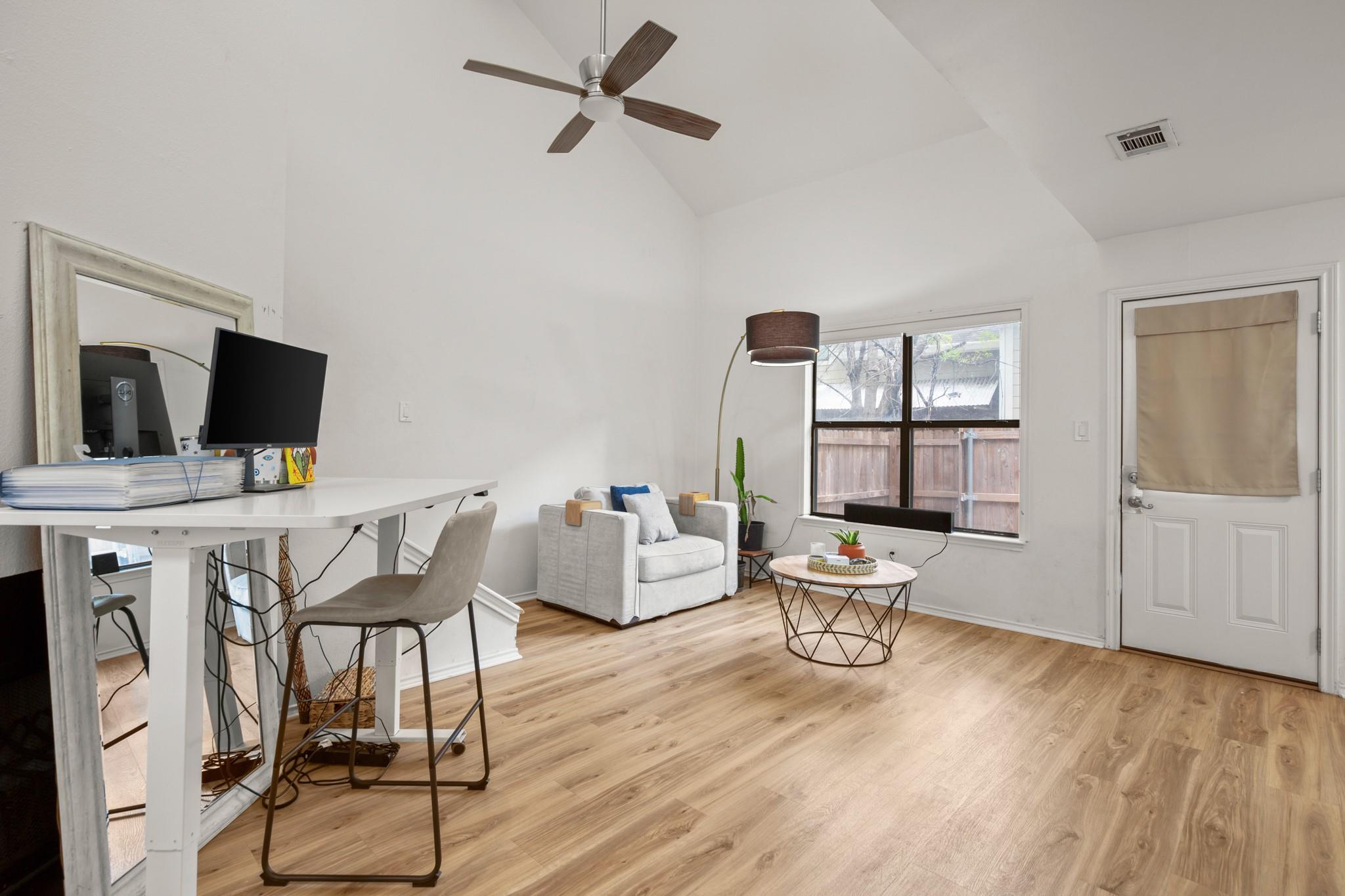 512 Eberhart Ln # 1403, Austin, TX 78745