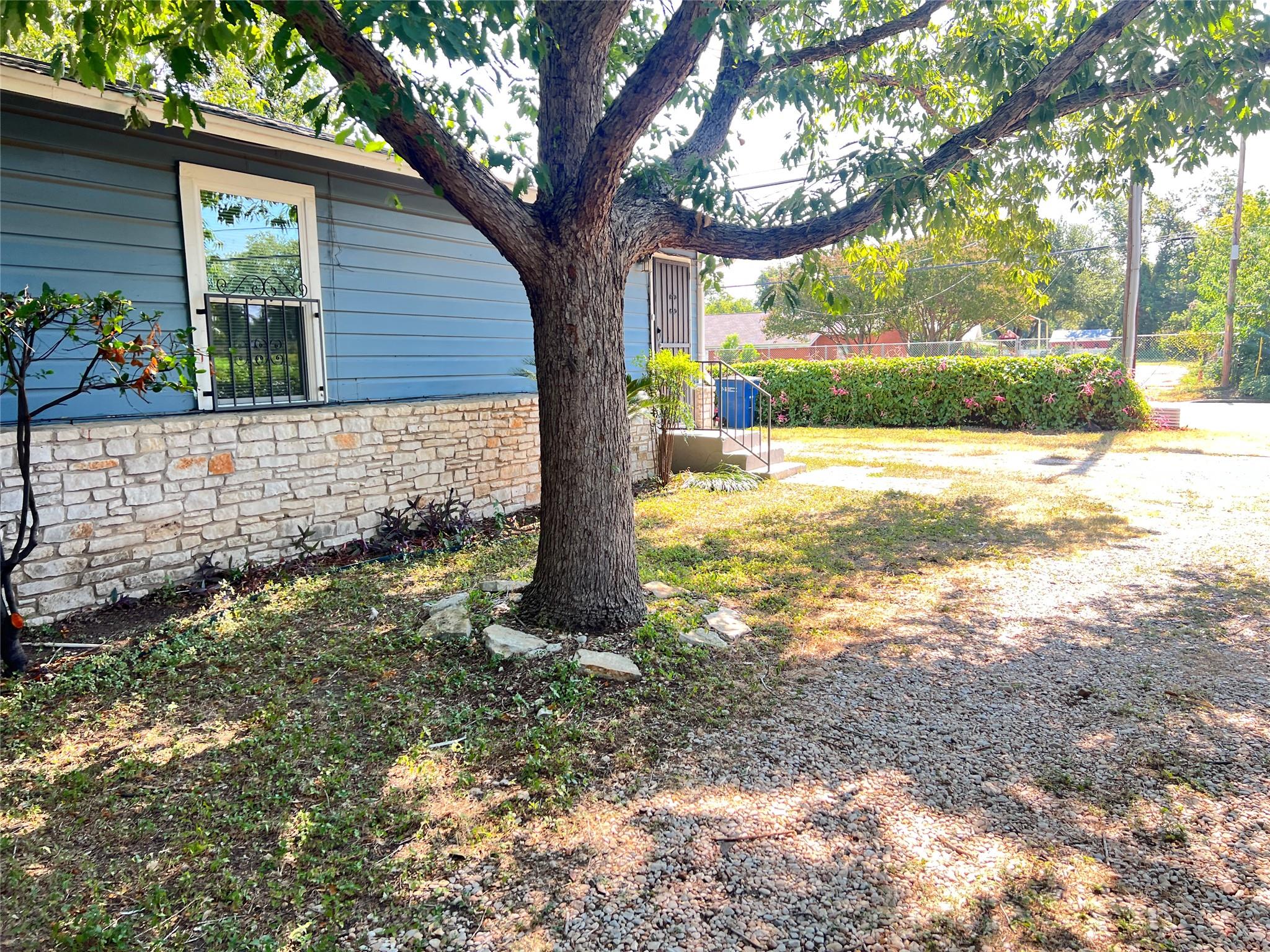 1114 Tillery St # A, Austin, TX 78702