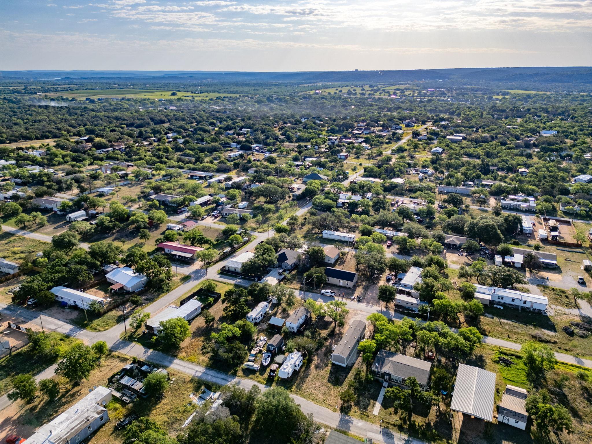 3451 Gardenia St, Kingsland, TX 78639