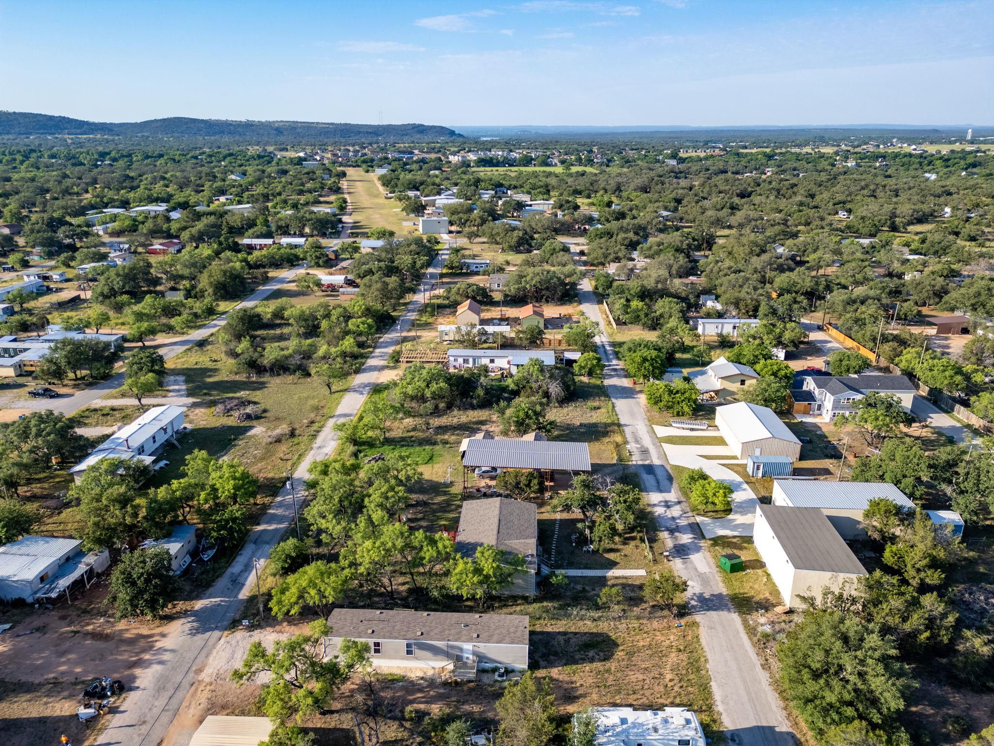 3451 Gardenia St, Kingsland, TX 78639