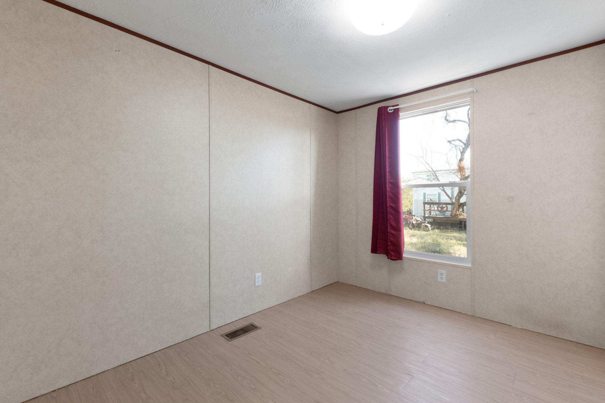 3451 Gardenia St, Kingsland, TX 78639