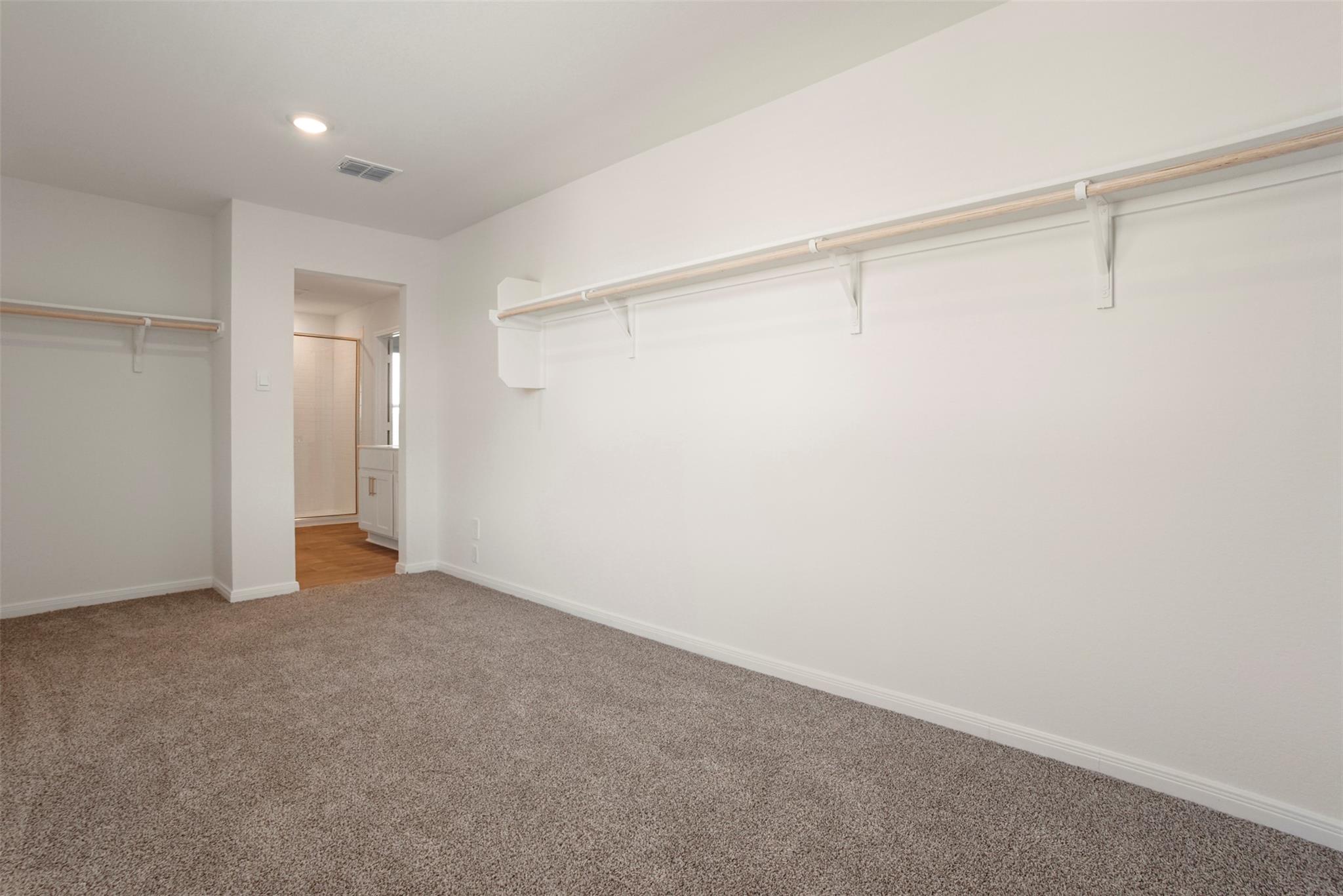 121 FLORA VISTA St, San Marcos, TX 78666