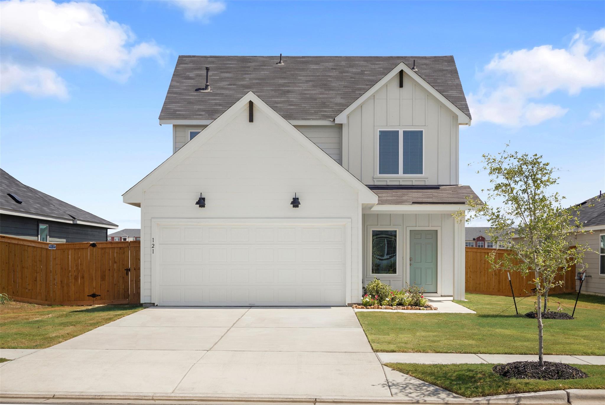 121 FLORA VISTA St, San Marcos, TX 78666