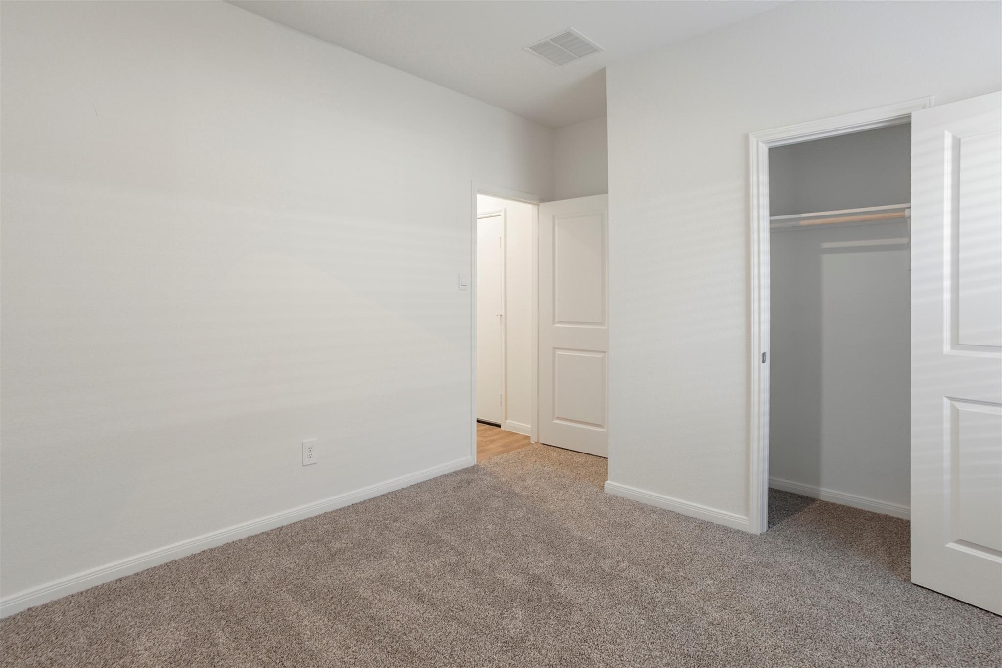 121 FLORA VISTA St, San Marcos, TX 78666