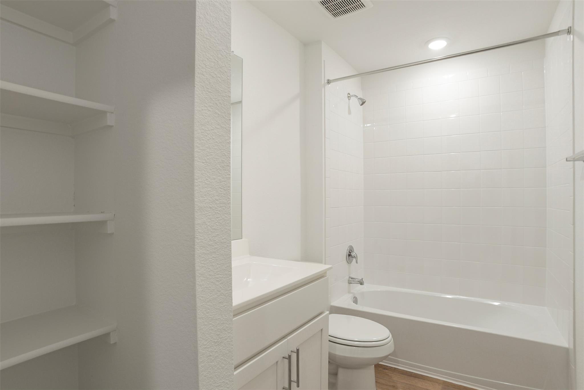 121 FLORA VISTA St, San Marcos, TX 78666