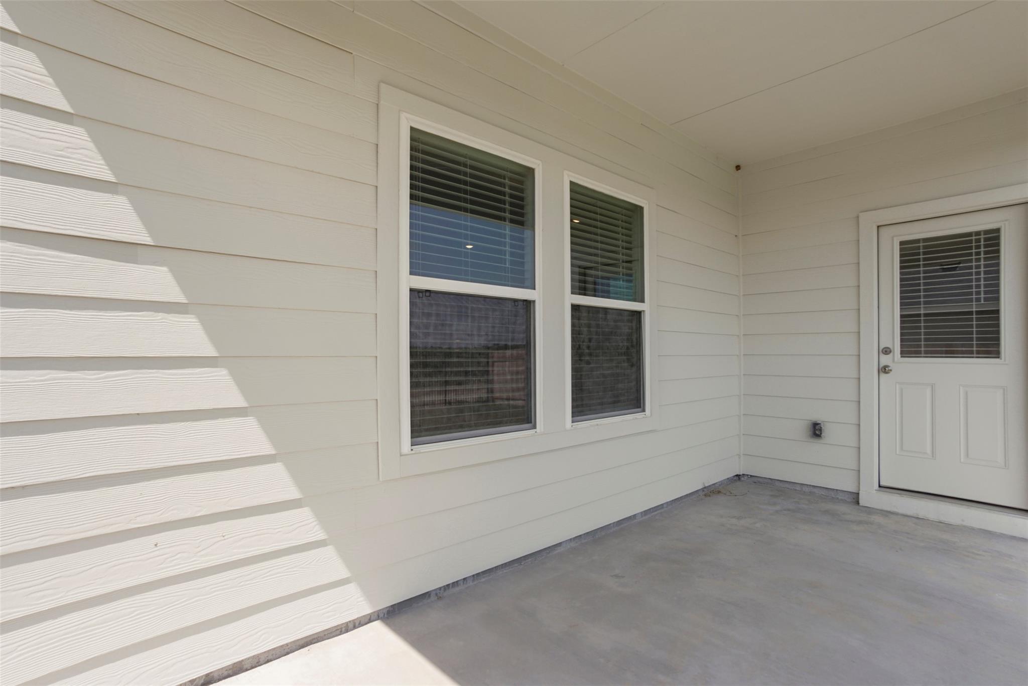 121 FLORA VISTA St, San Marcos, TX 78666