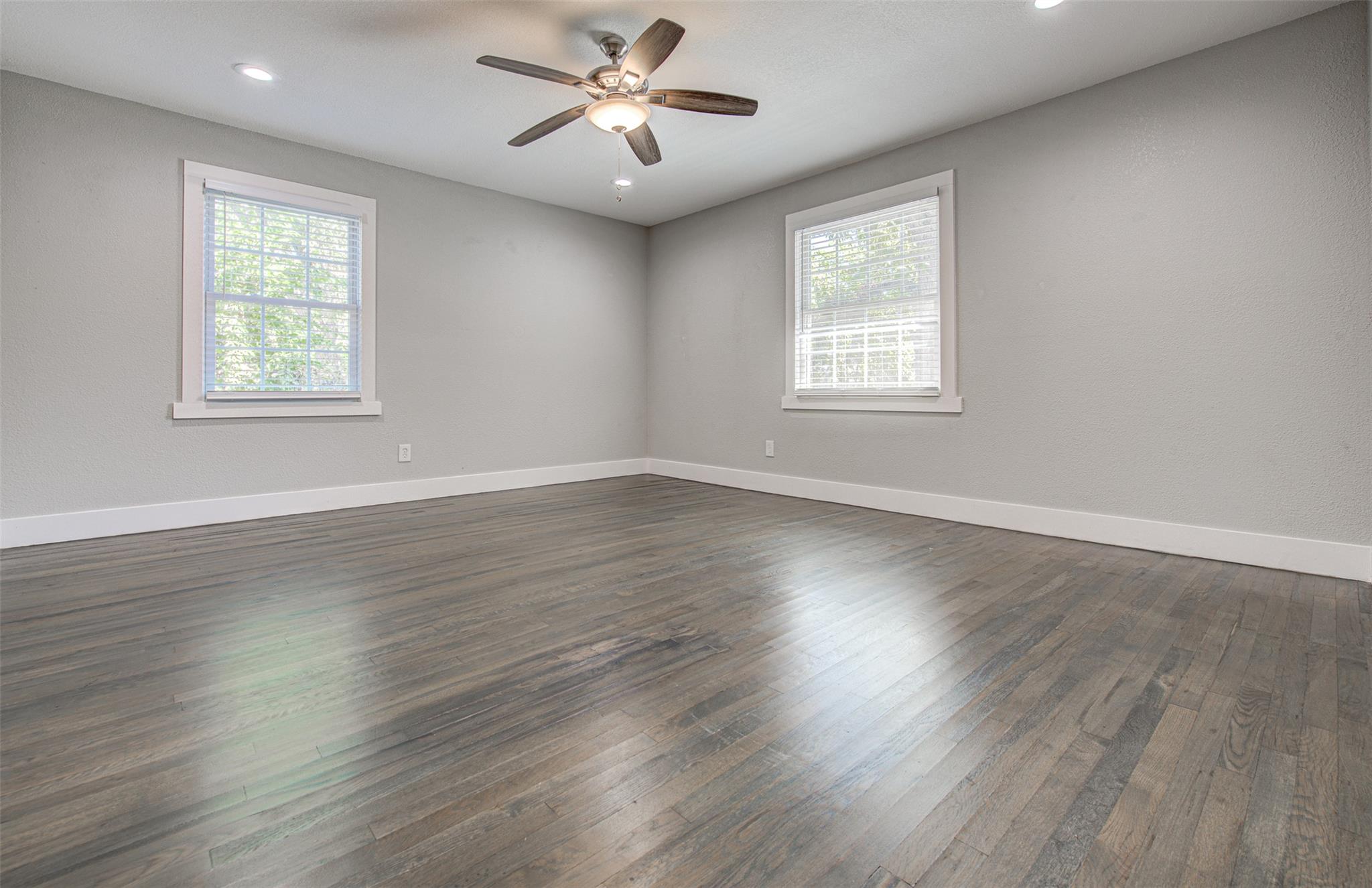 2200 E 14th St # 1, Austin, TX 78702