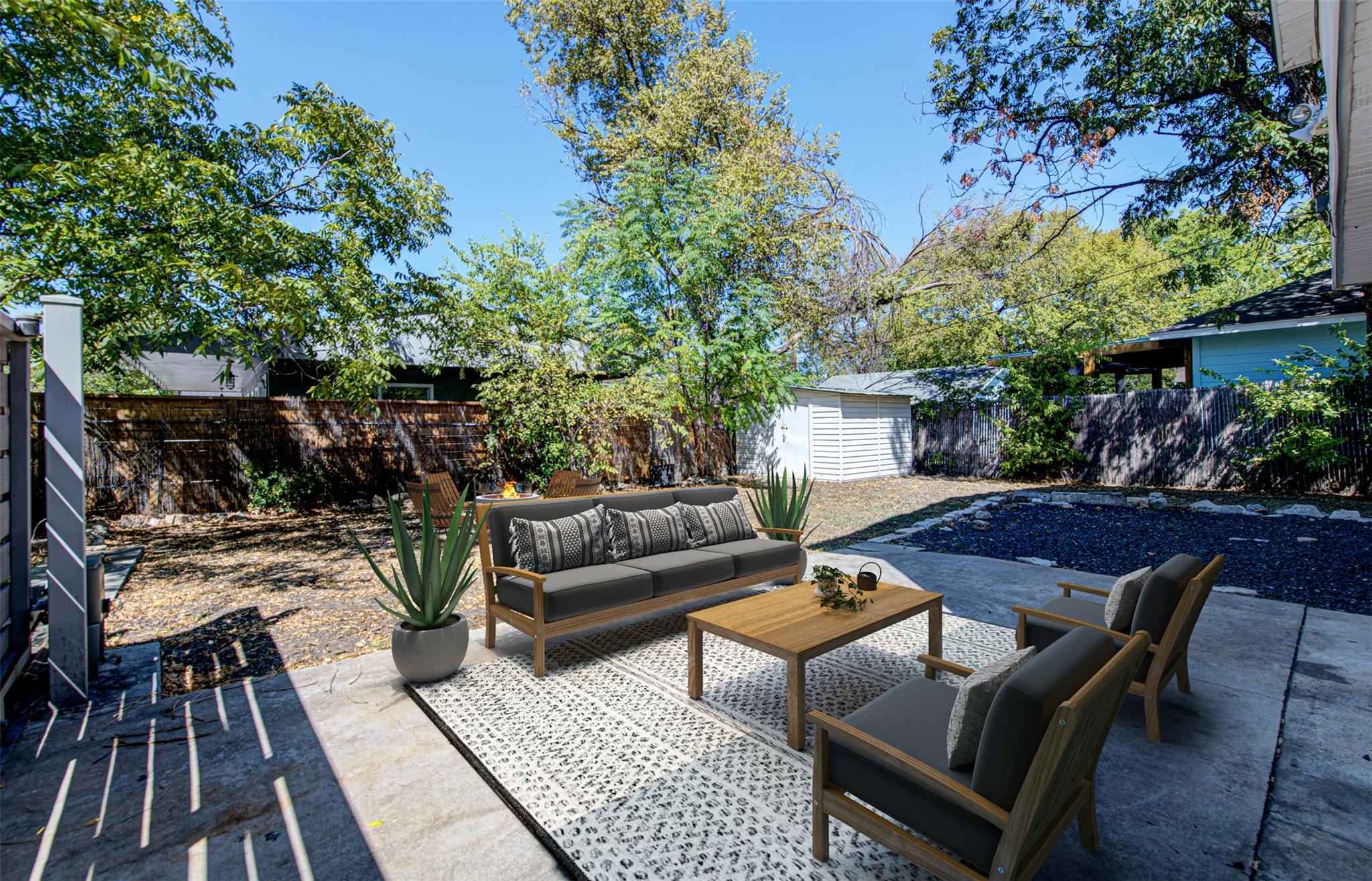 2200 E 14th St # 1, Austin, TX 78702