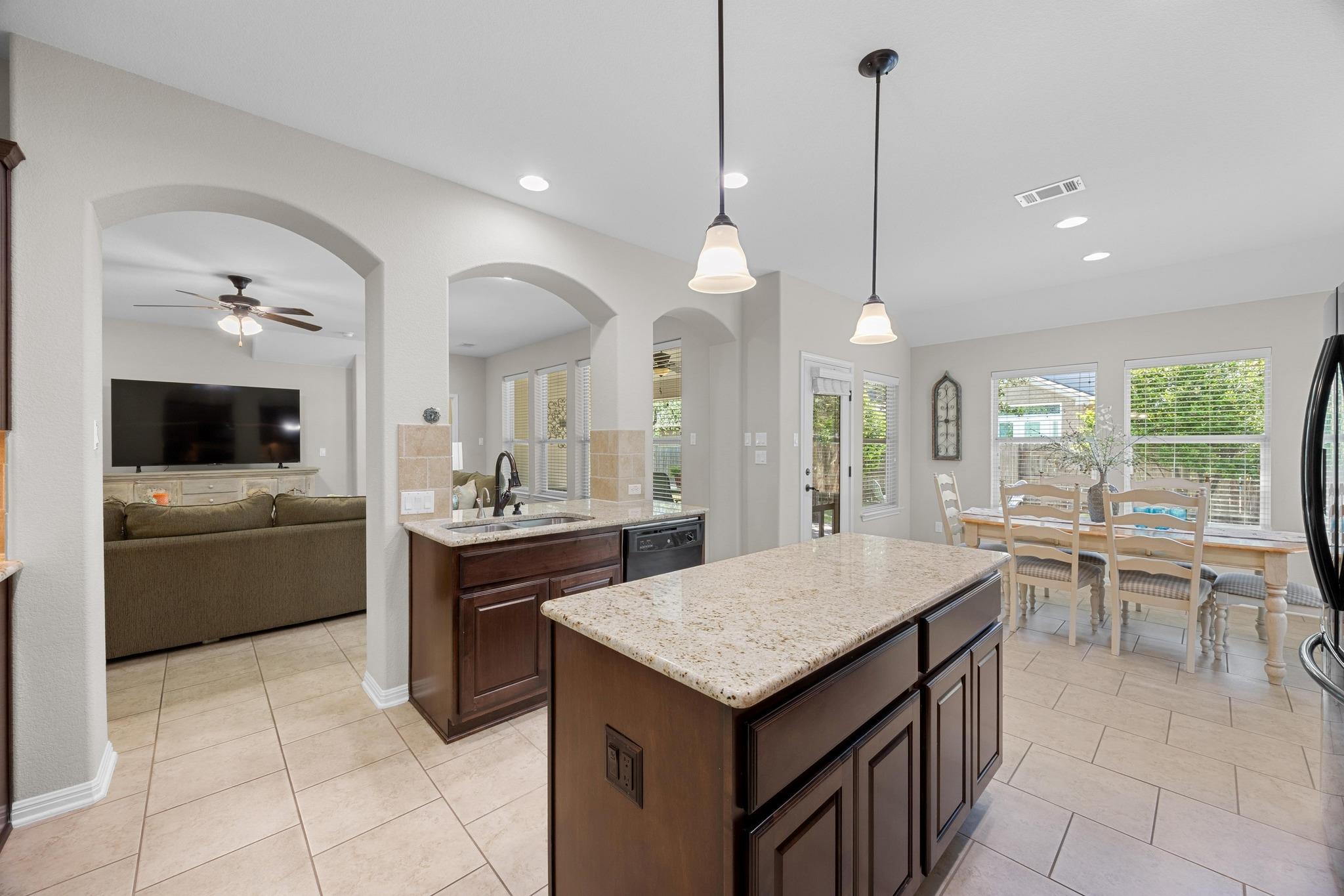 2408 Sweetwater Ln, Cedar Park, TX 78613