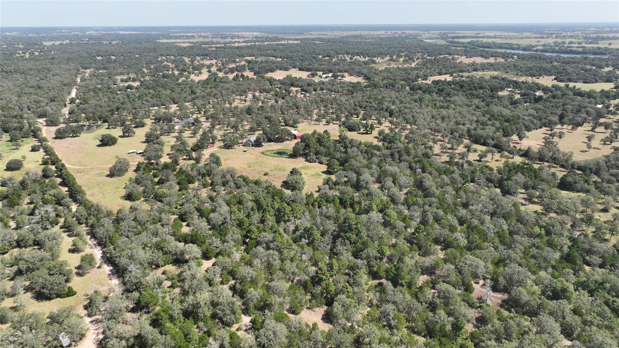 213 Joe Cole Ln, Smithville, TX 78957
