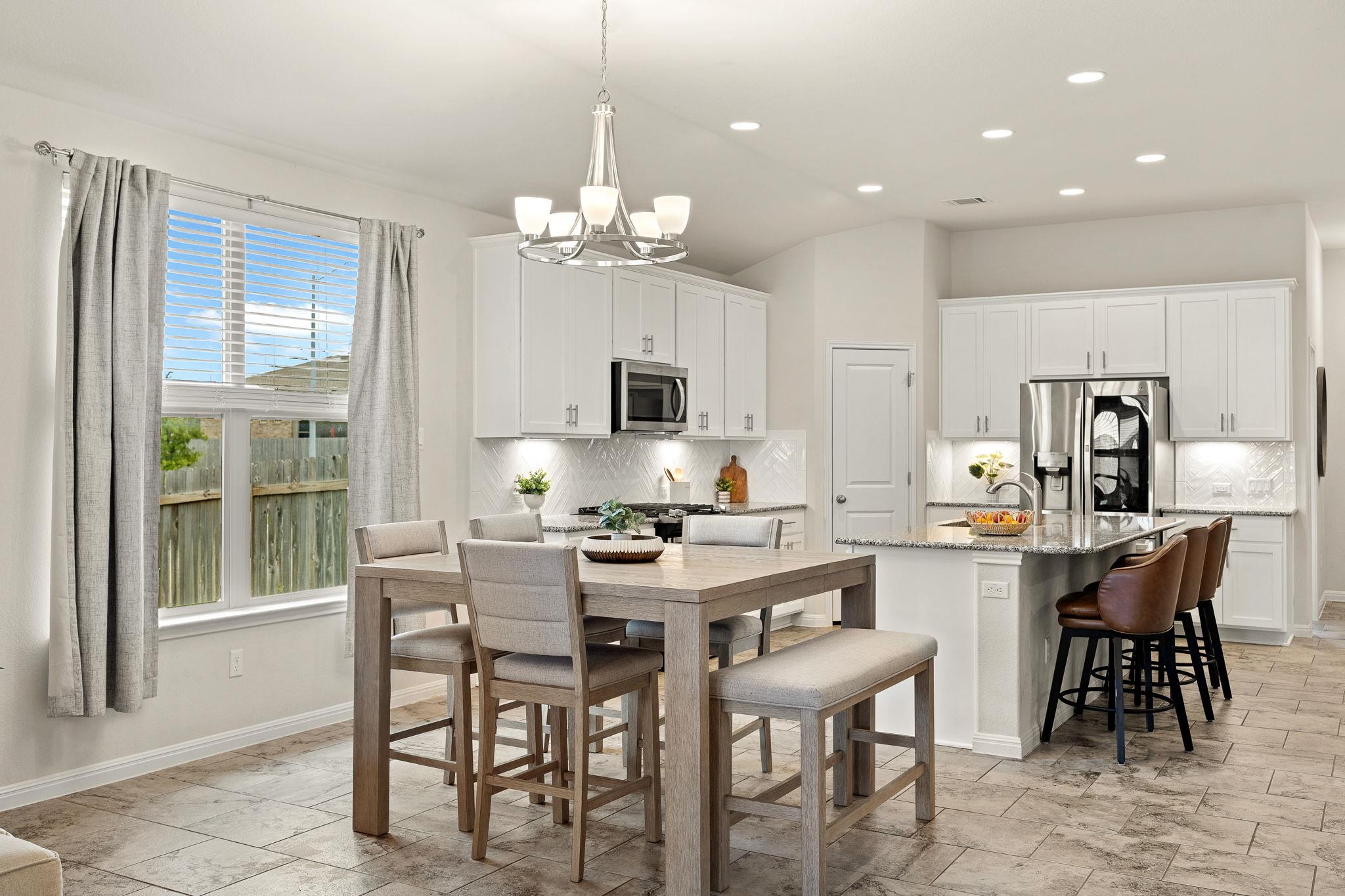 249 Tanda Ln, Hutto, TX 78634