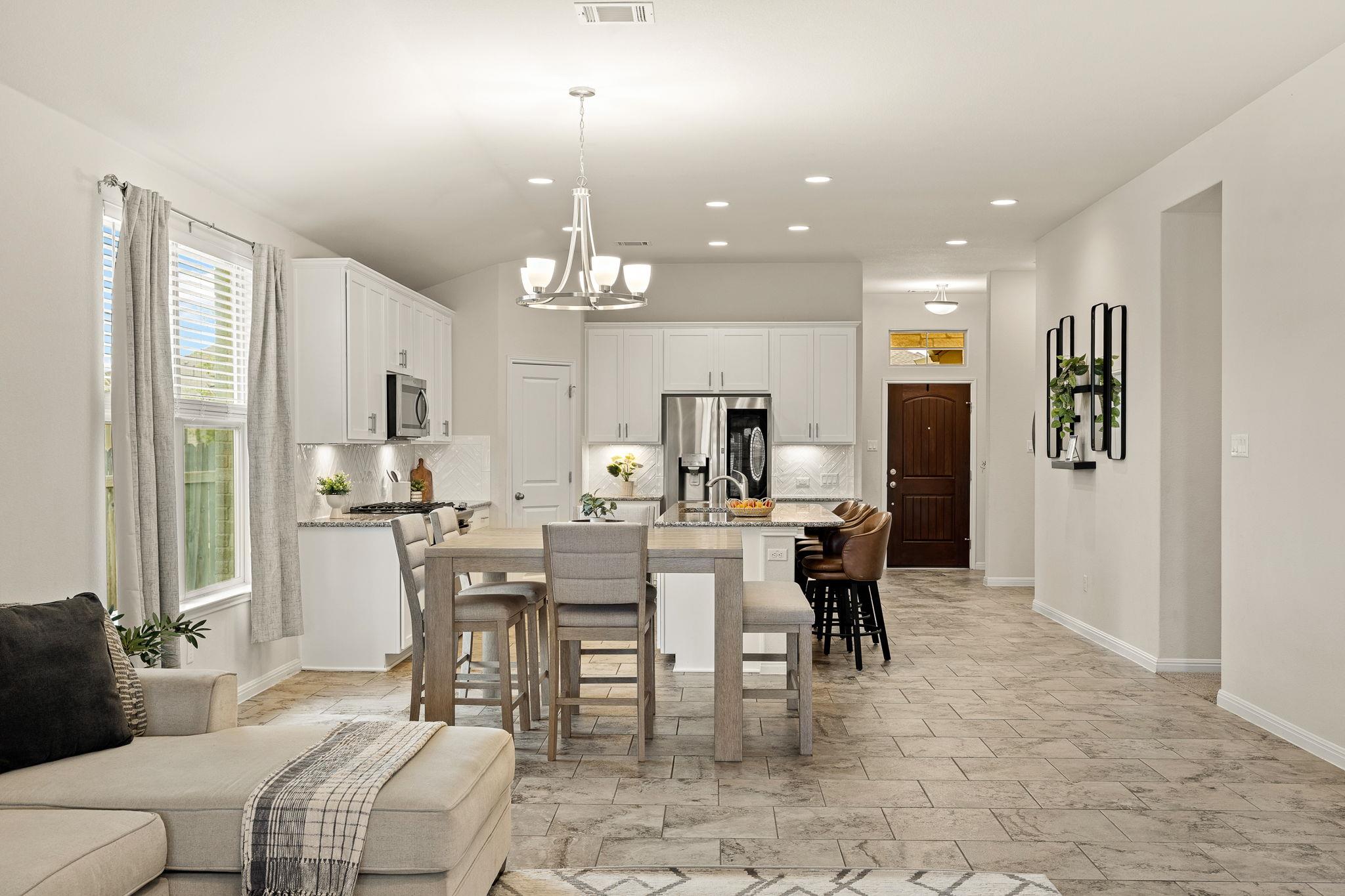 249 Tanda Ln, Hutto, TX 78634