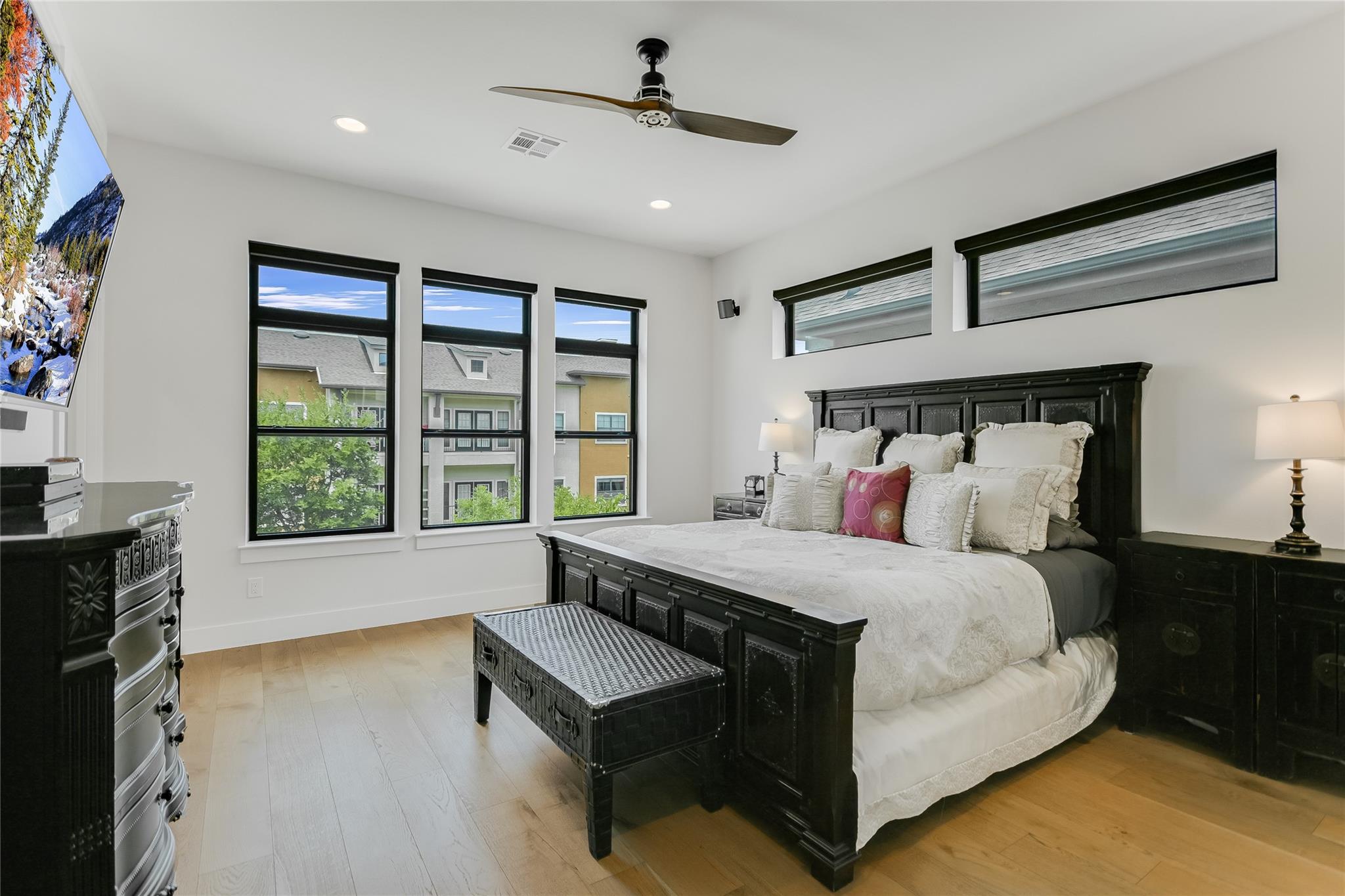 13322 Galleria Cir, Austin, TX 78738