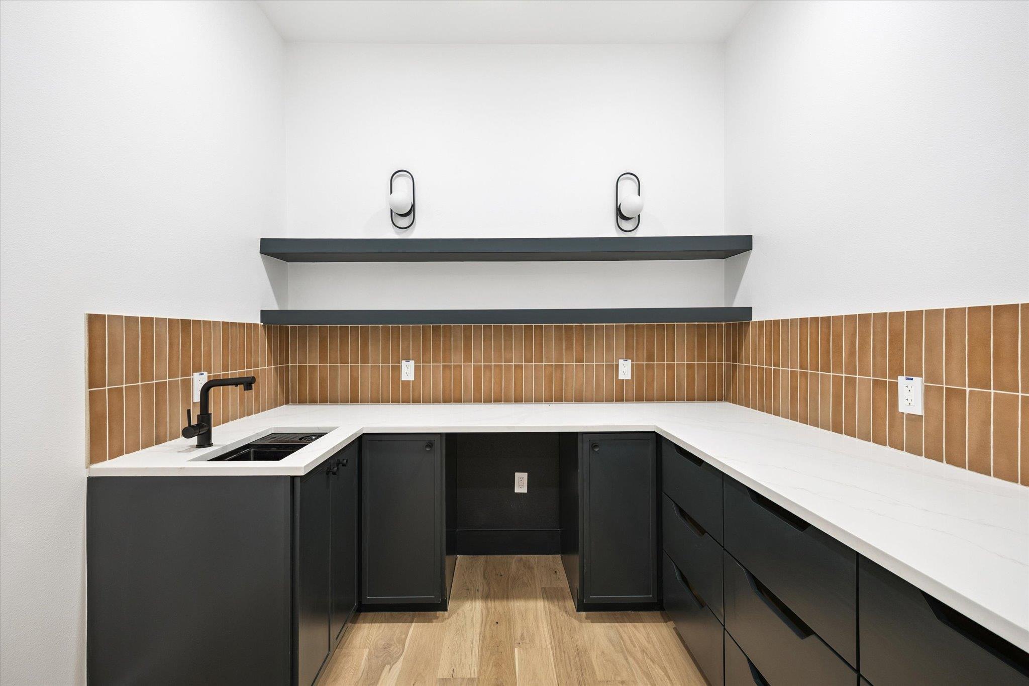 6805 Duquesne Dr, Austin, TX 78723