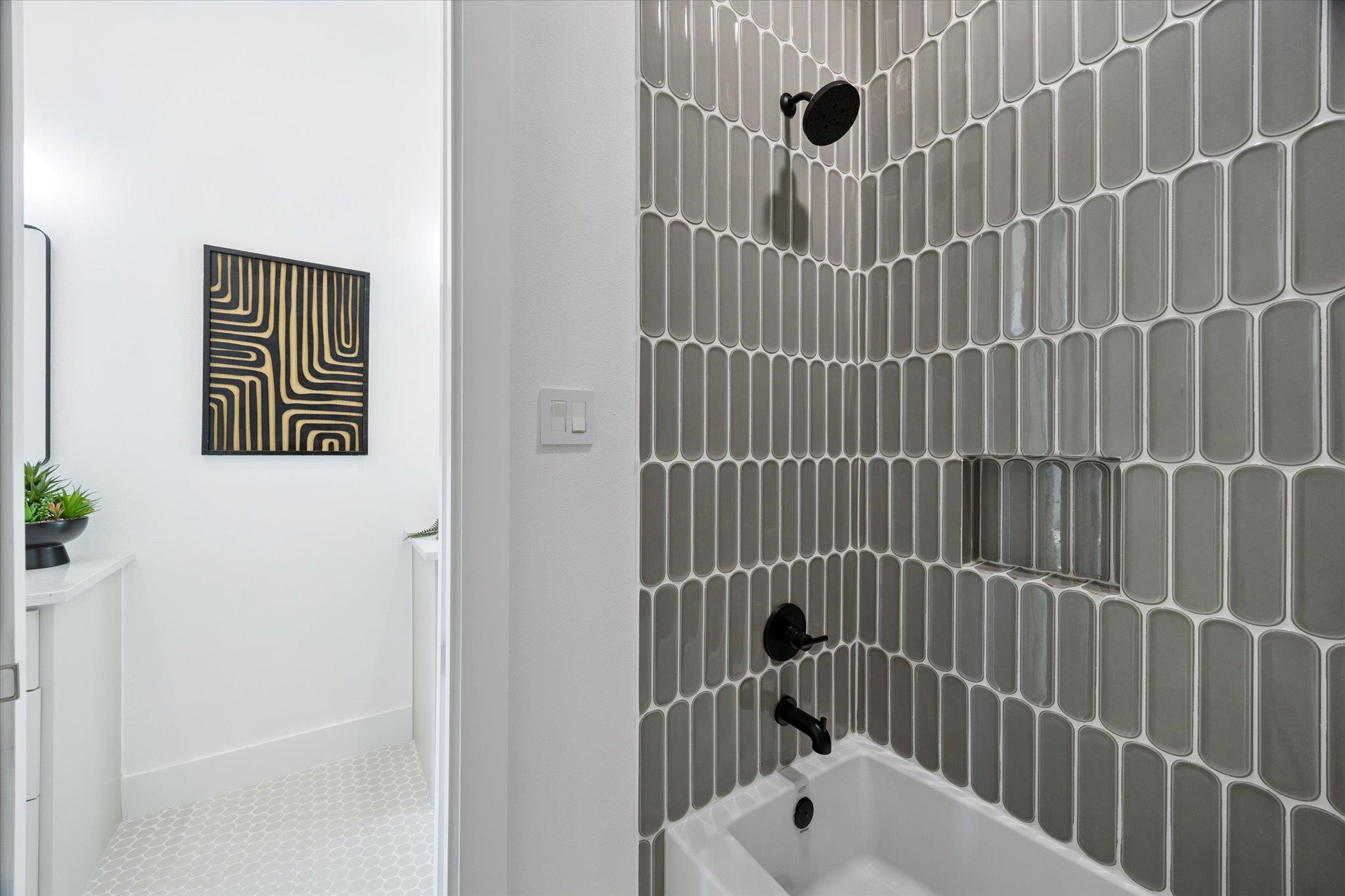 6805 Duquesne Dr, Austin, TX 78723