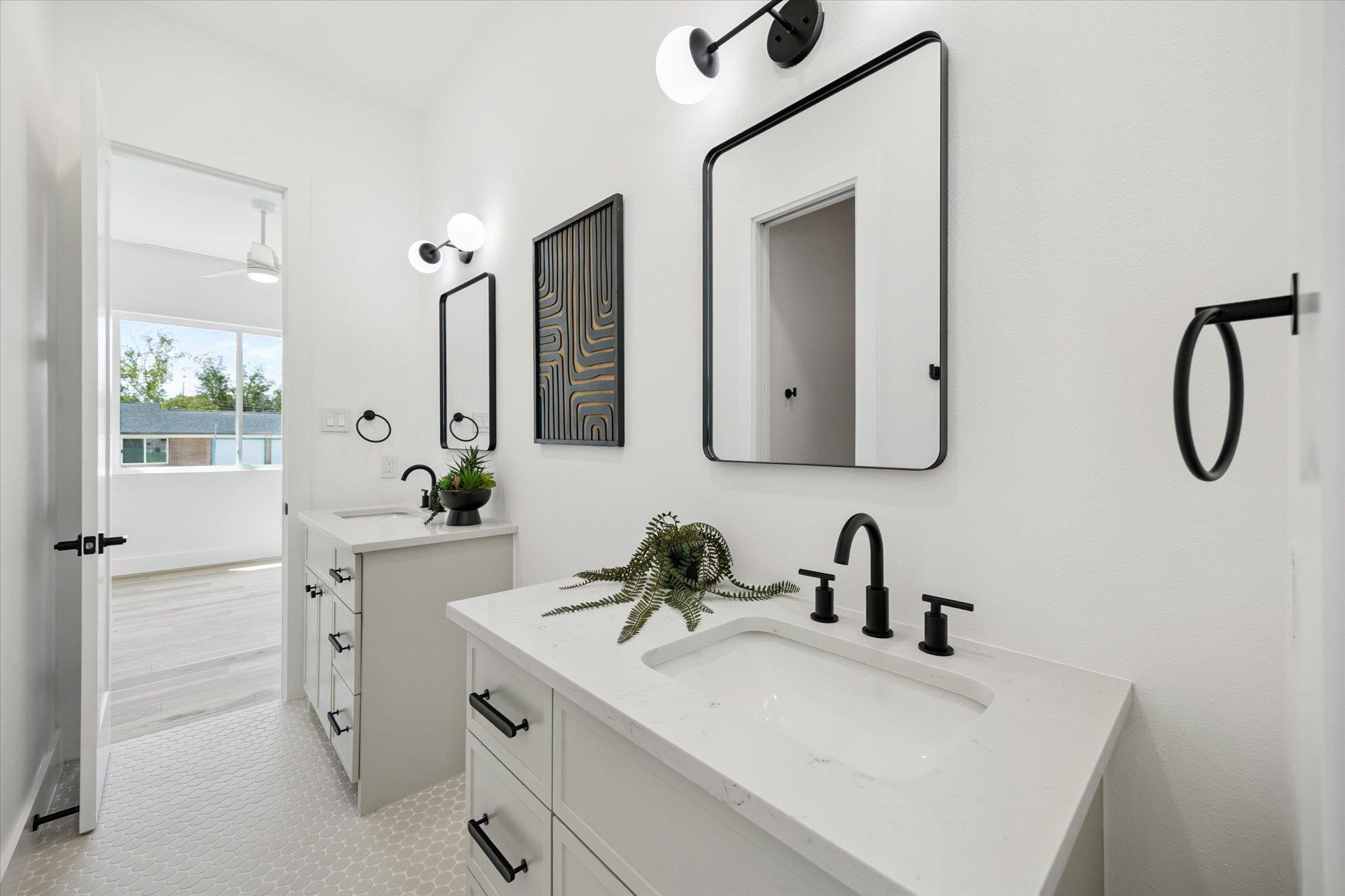 6805 Duquesne Dr, Austin, TX 78723