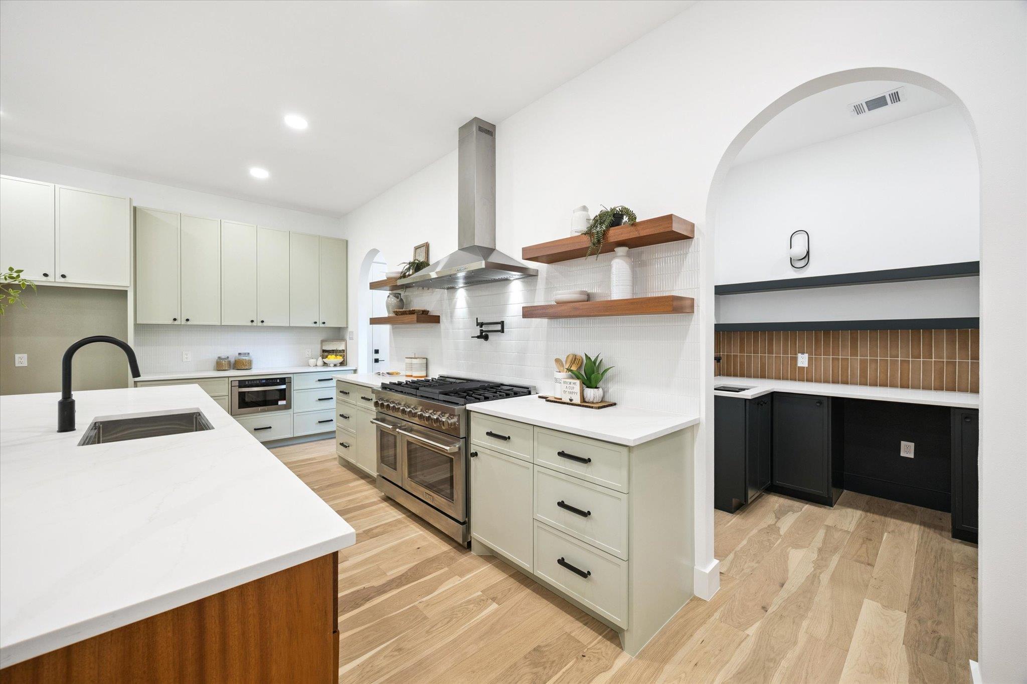 6805 Duquesne Dr, Austin, TX 78723