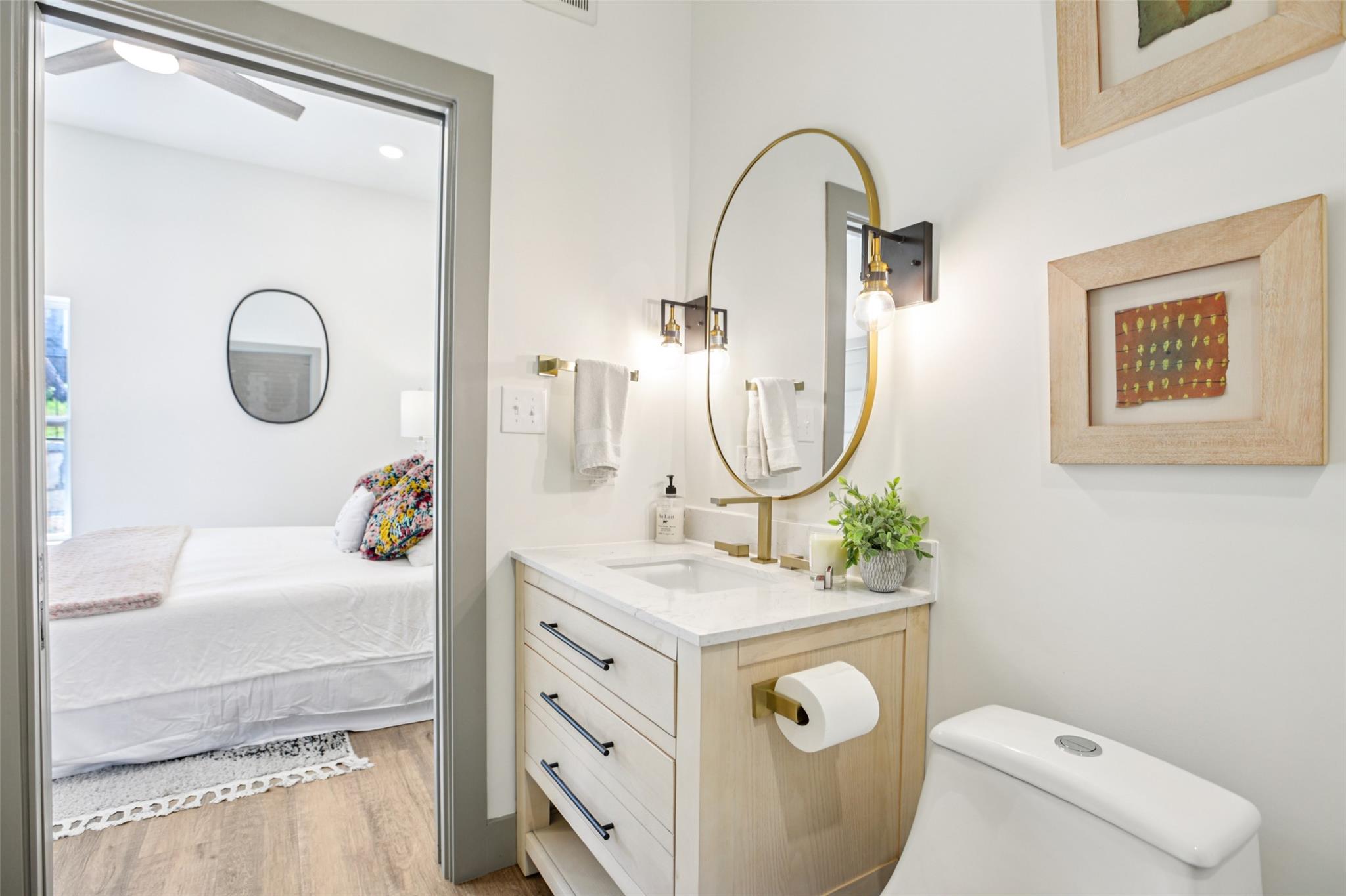 2450 Wickersham Ln # 2011, Austin, TX 78741