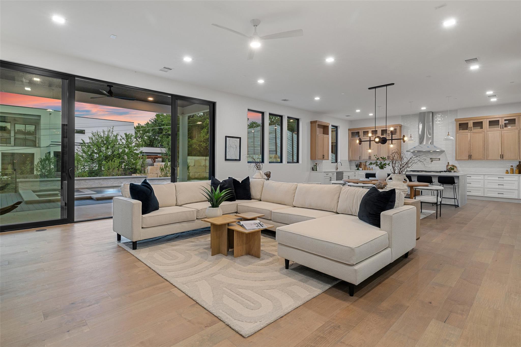 2603 Rockingham Dr, Austin, TX 78704