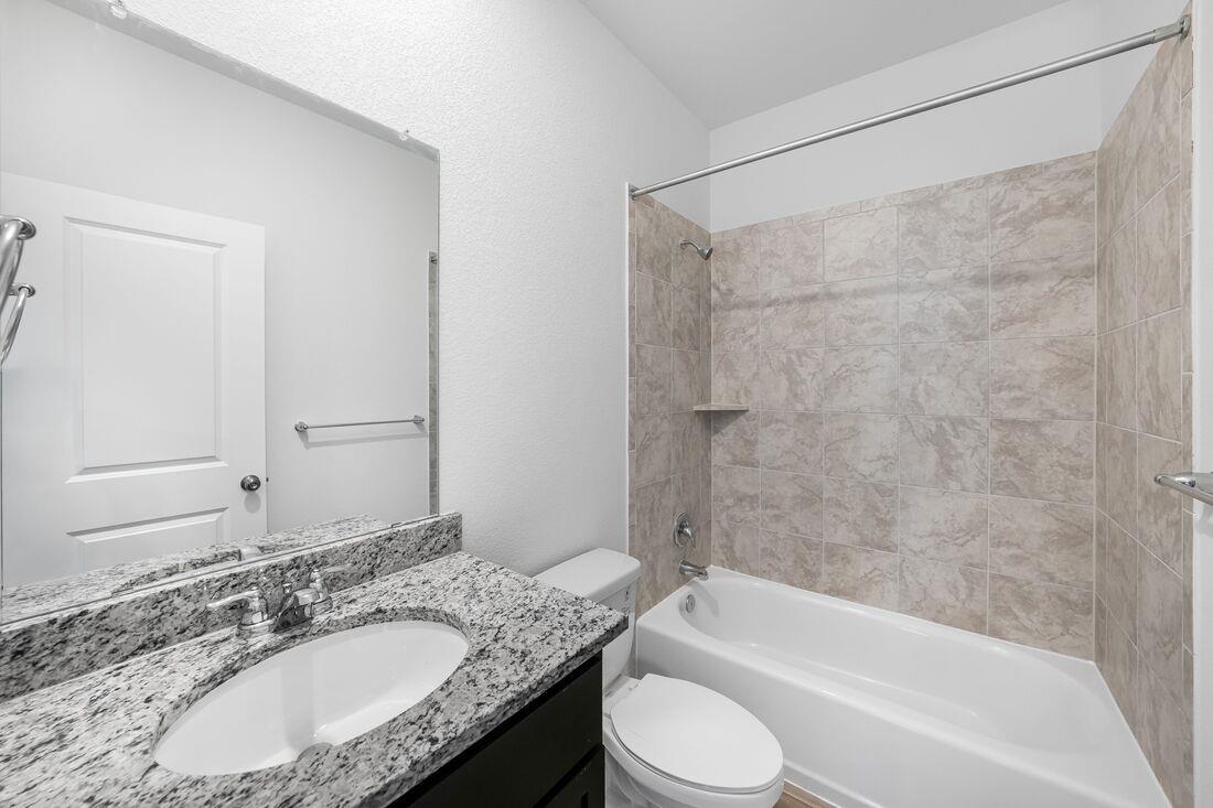 14008 Axel Johanson Dr, Del Valle, TX 78617