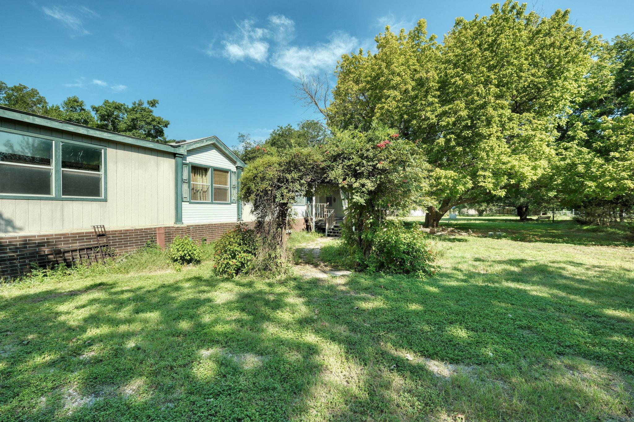 256 Chaparall Dr, Liberty Hill, TX 78642