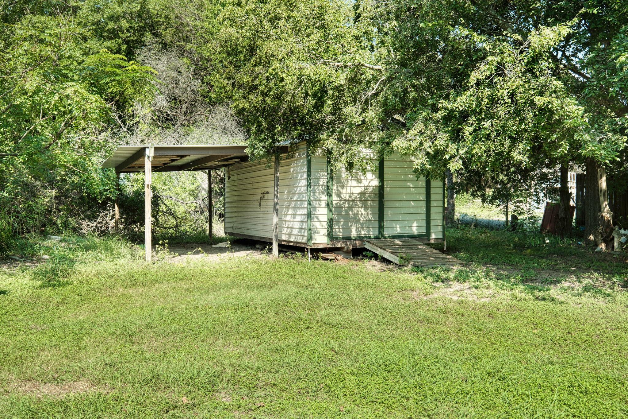 256 Chaparall Dr, Liberty Hill, TX 78642