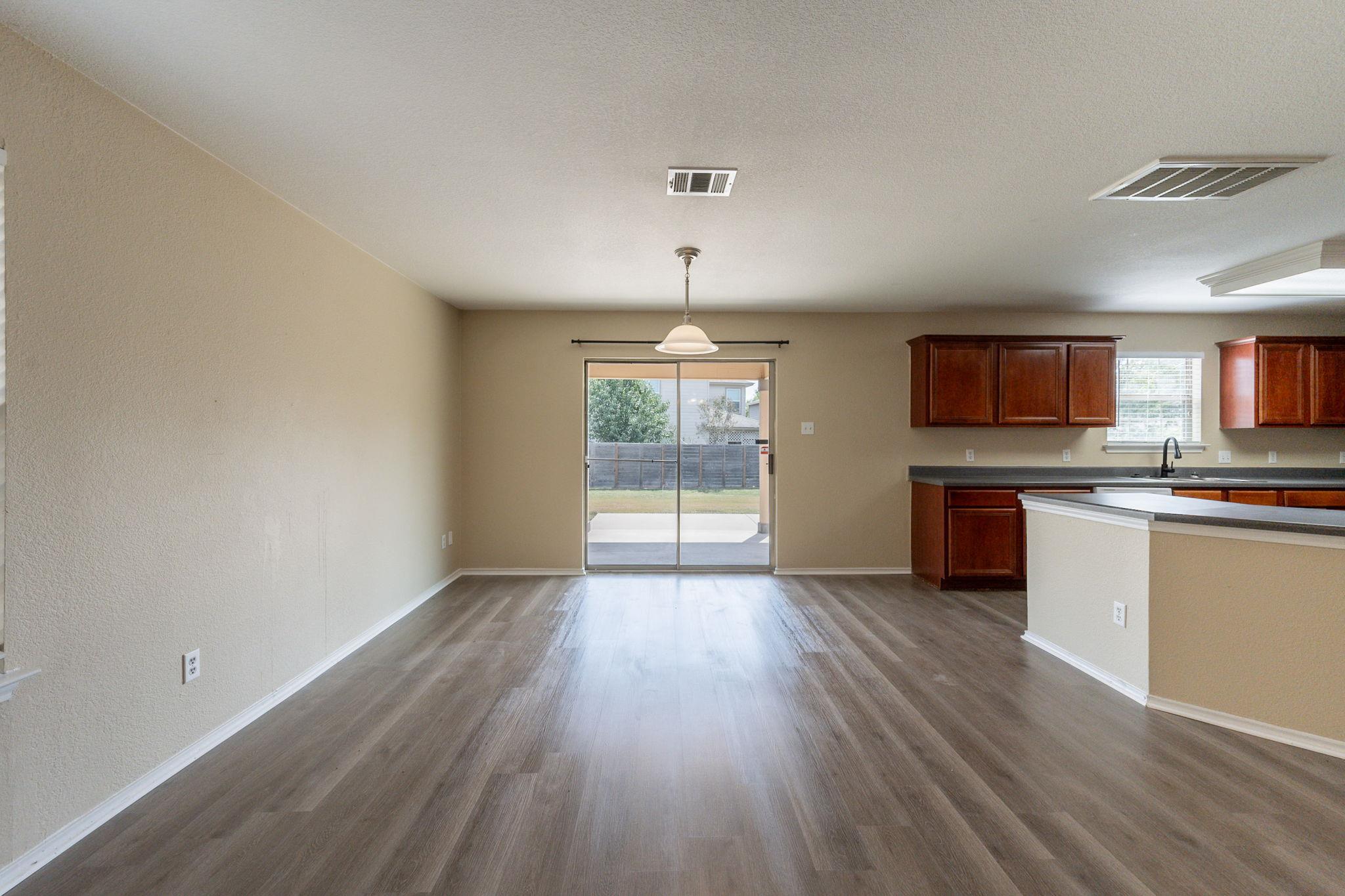 13209 Thome Valley Dr, Del Valle, TX 78617