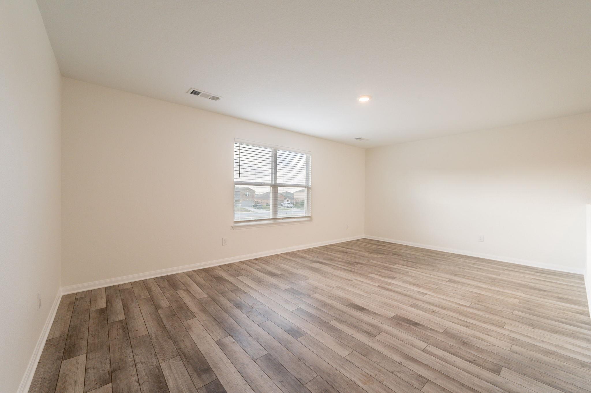 1163 Treeta Trl, Kyle, TX 78640