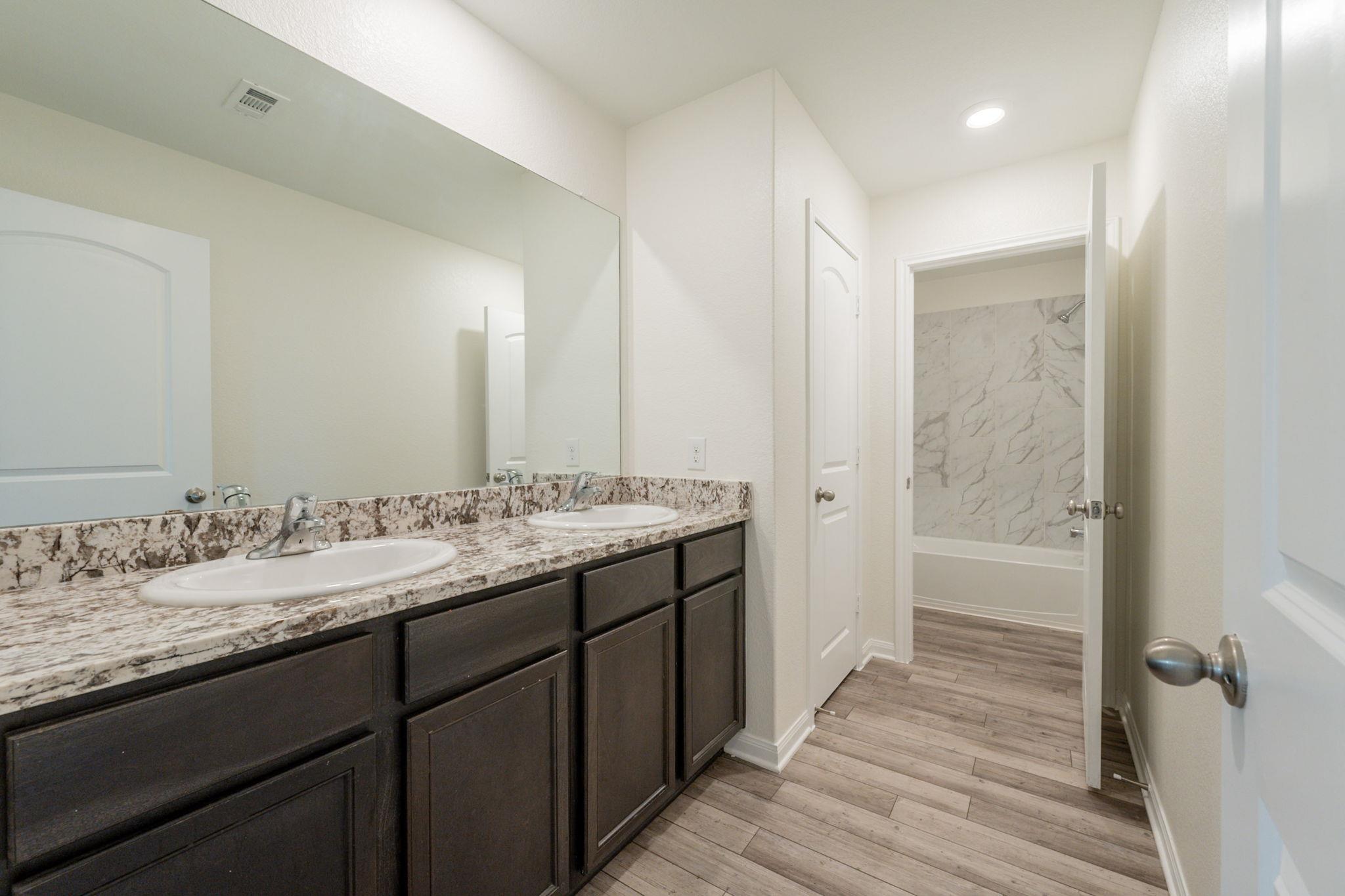 1163 Treeta Trl, Kyle, TX 78640