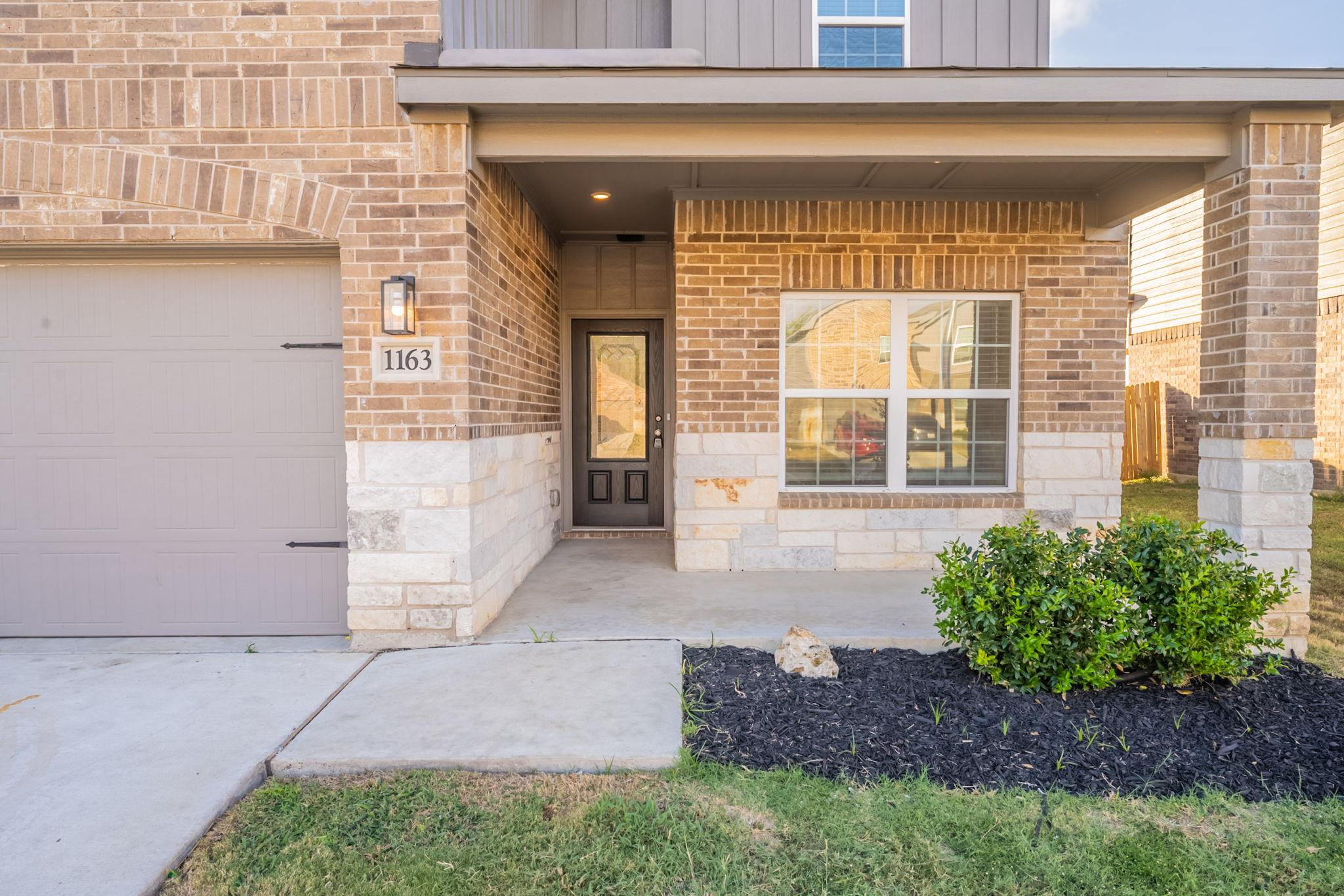 1163 Treeta Trl, Kyle, TX 78640