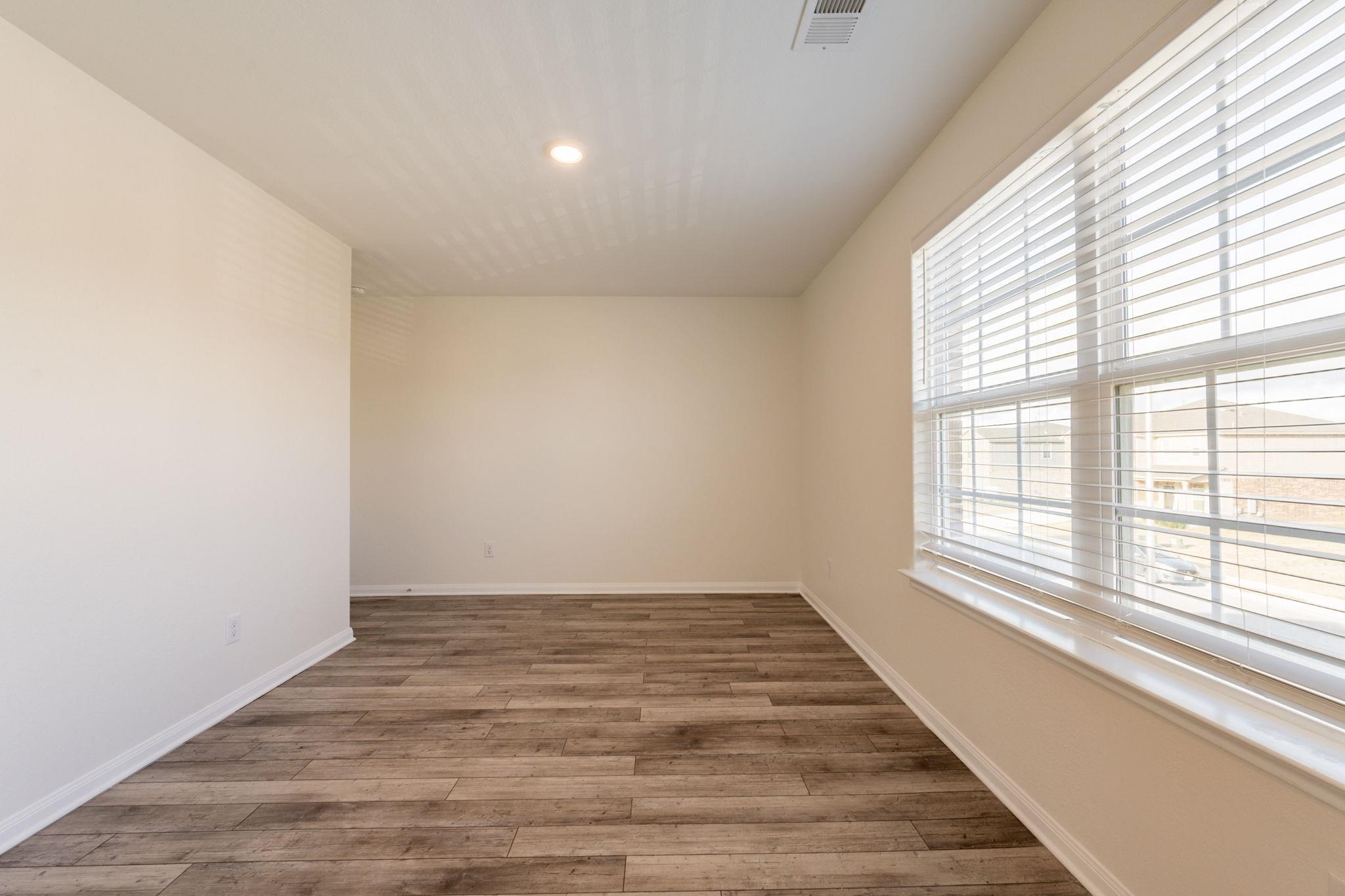 1163 Treeta Trl, Kyle, TX 78640