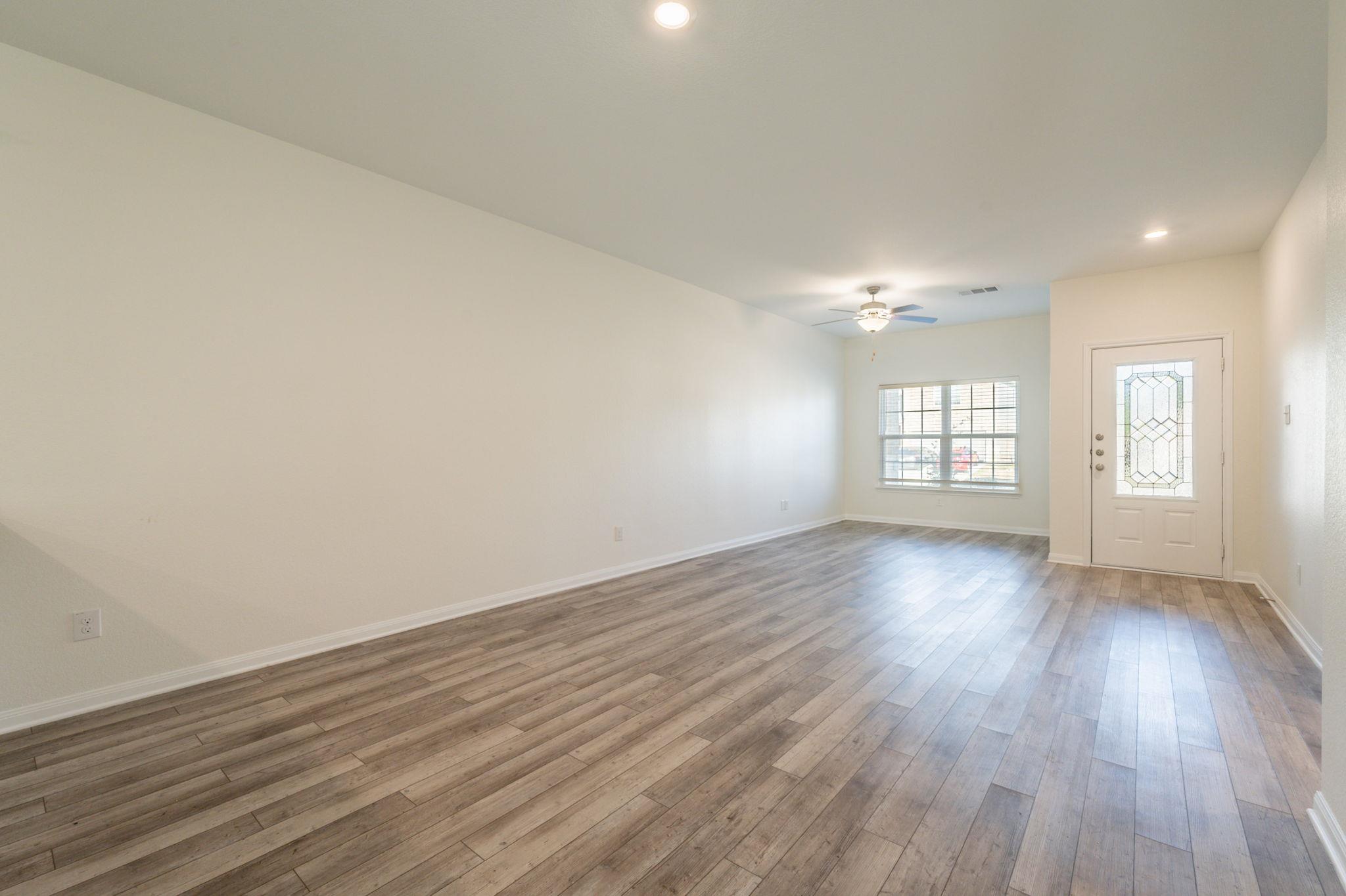 1163 Treeta Trl, Kyle, TX 78640