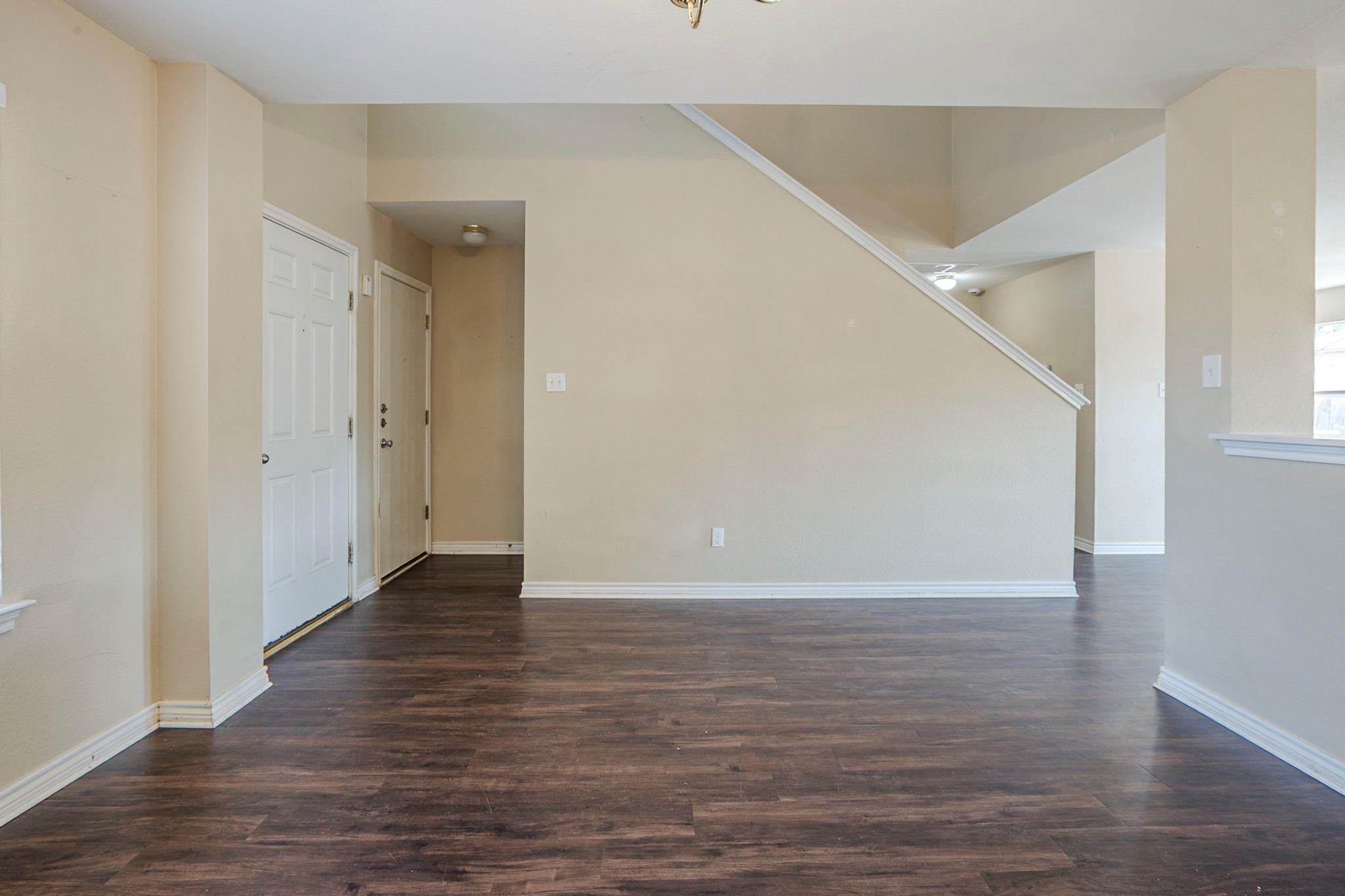 206 Pheasant Trl, Bastrop, TX 78602