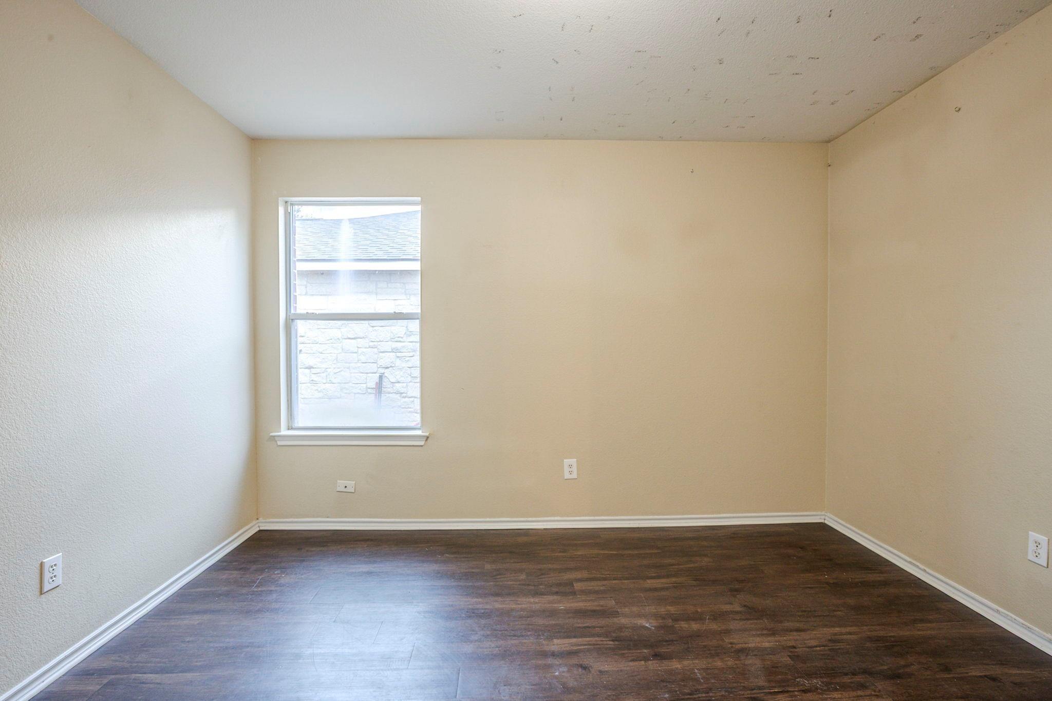 206 Pheasant Trl, Bastrop, TX 78602