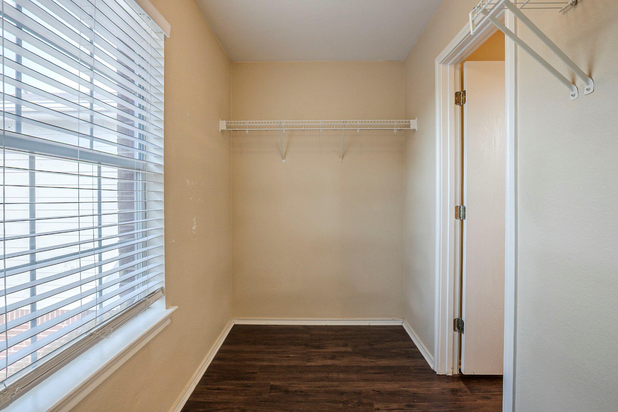 206 Pheasant Trl, Bastrop, TX 78602