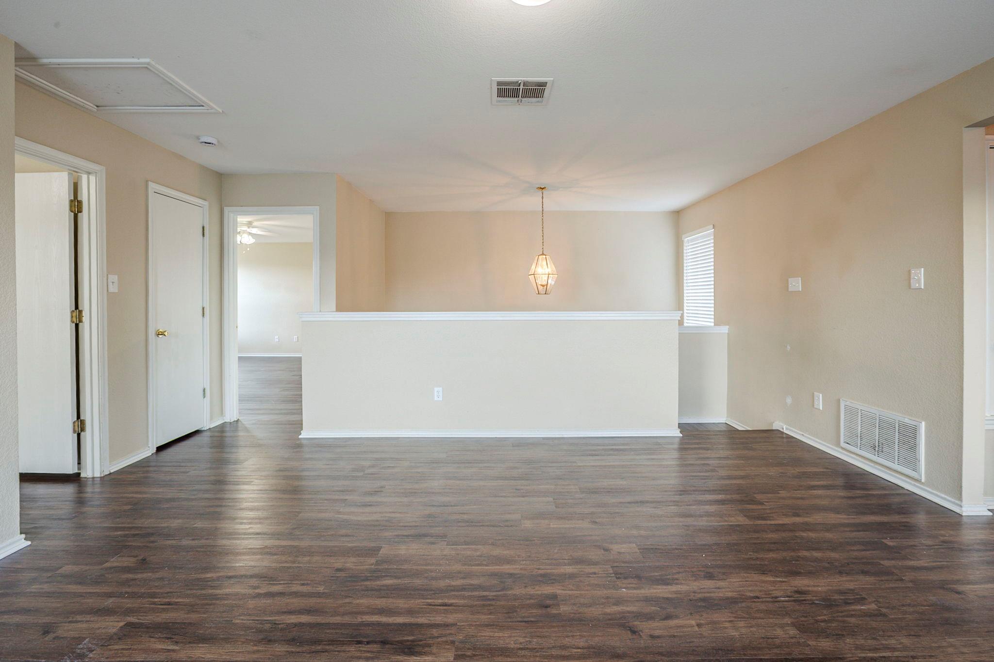 206 Pheasant Trl, Bastrop, TX 78602