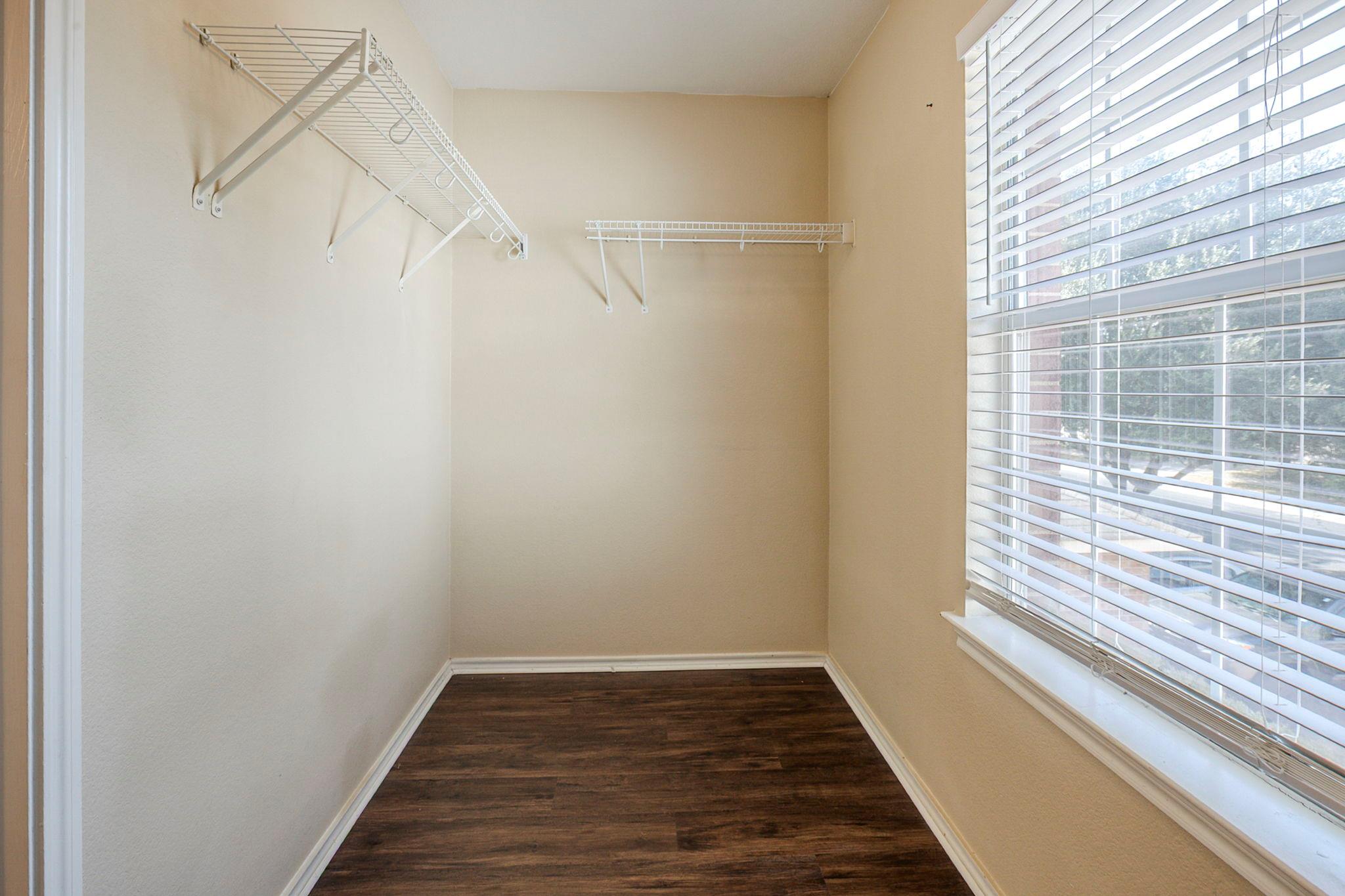 206 Pheasant Trl, Bastrop, TX 78602