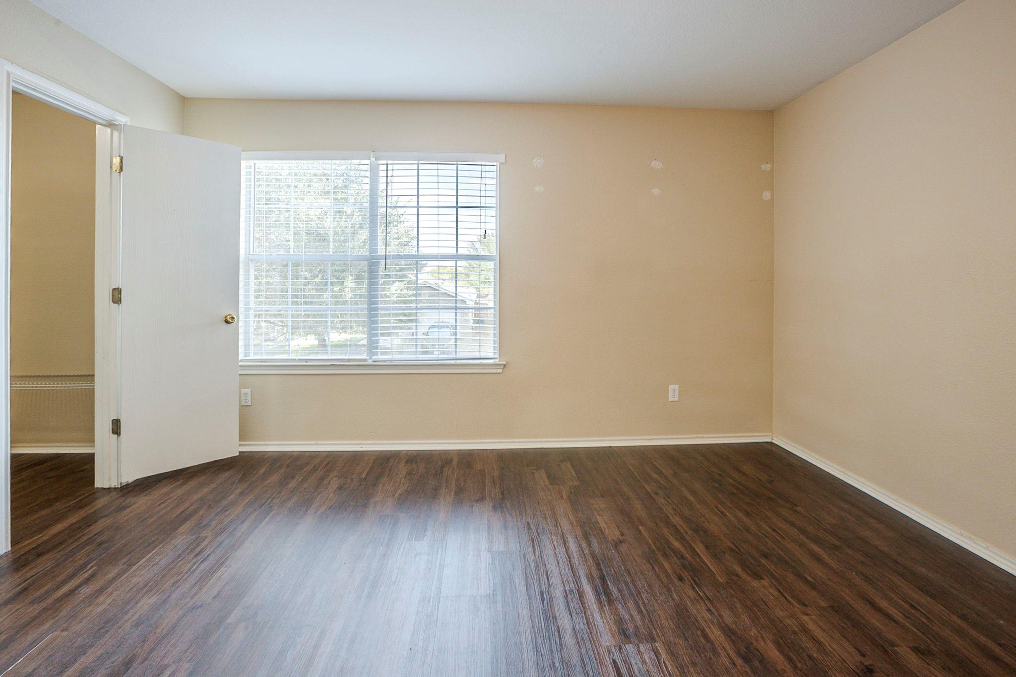 206 Pheasant Trl, Bastrop, TX 78602