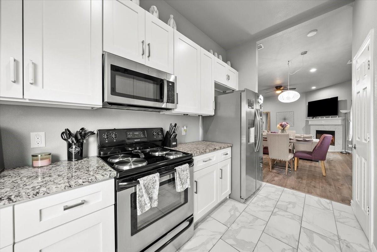 5312 Black Hawk St, Dallas, TX 75212