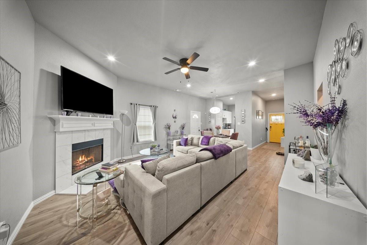 5312 Black Hawk St, Dallas, TX 75212