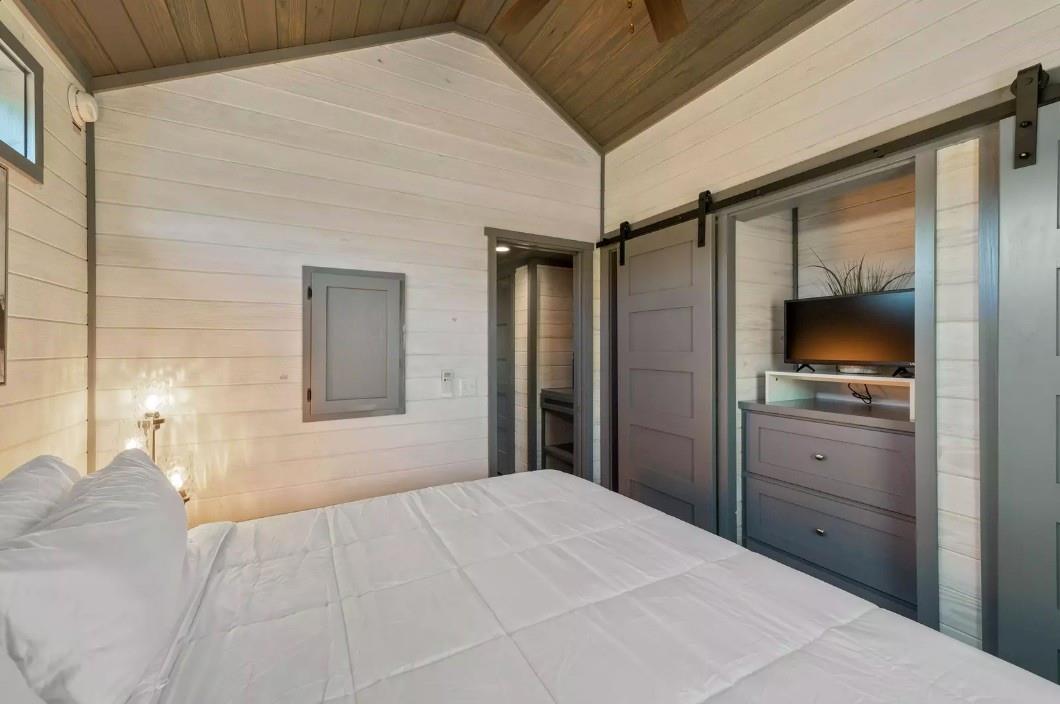 5386 Ranch Road 1376 Rd # 98, Fredericksburg, TX 78624