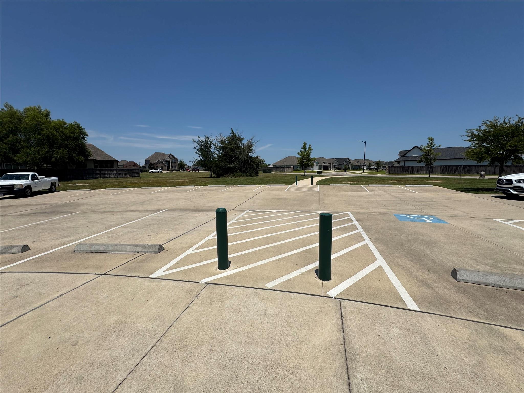 2054 Viva Rd, Bryan, TX 77807