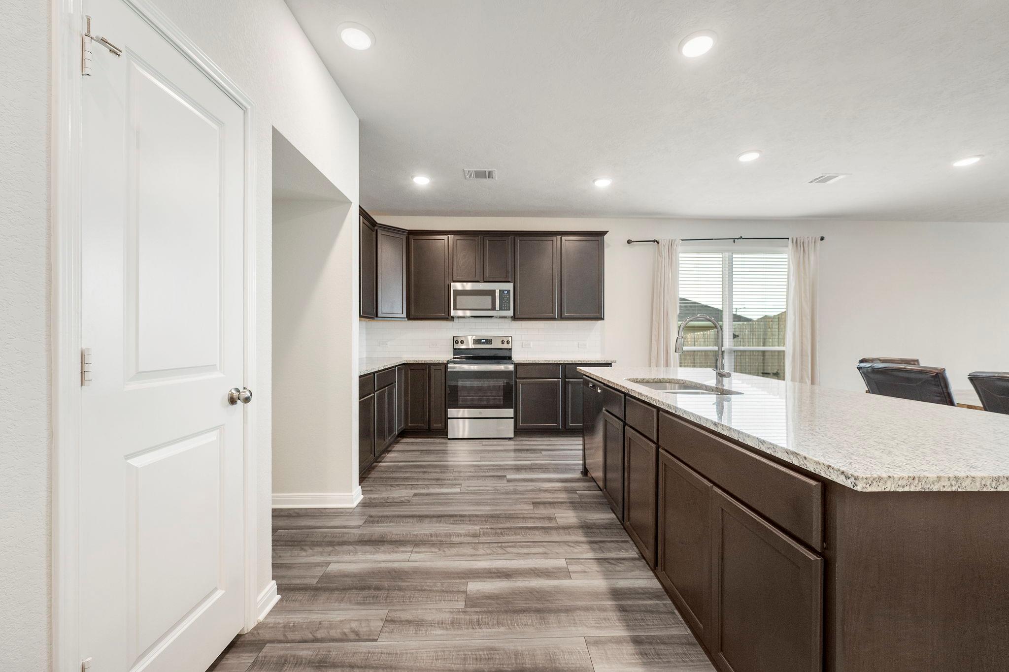 2054 Viva Rd, Bryan, TX 77807