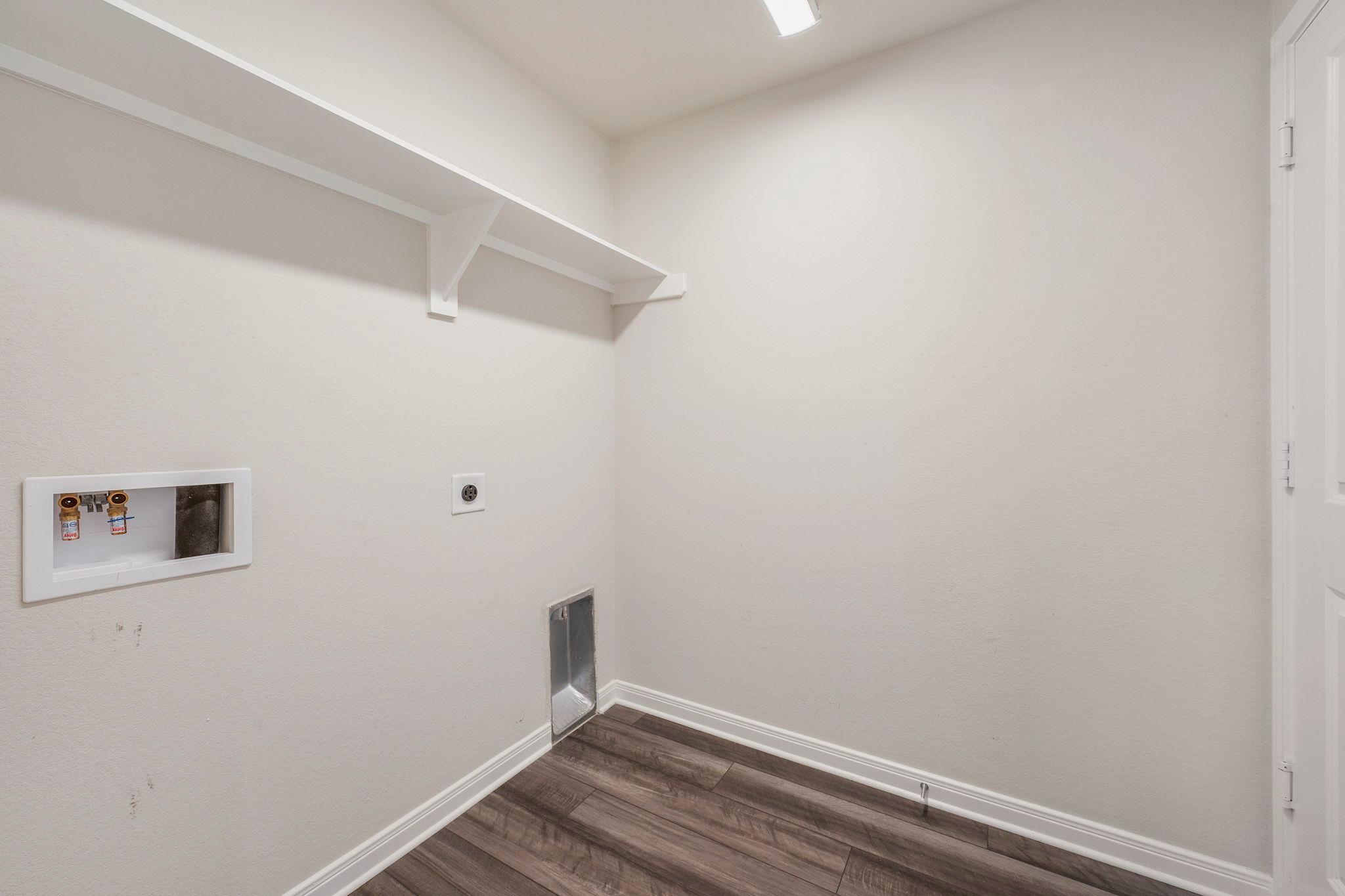 2054 Viva Rd, Bryan, TX 77807