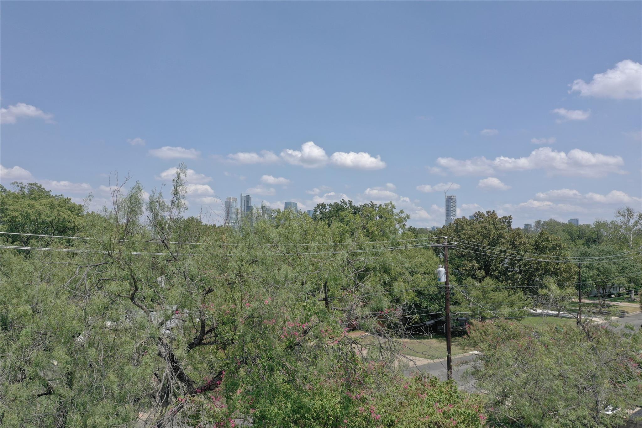1821 Dexter St, Austin, TX 78704