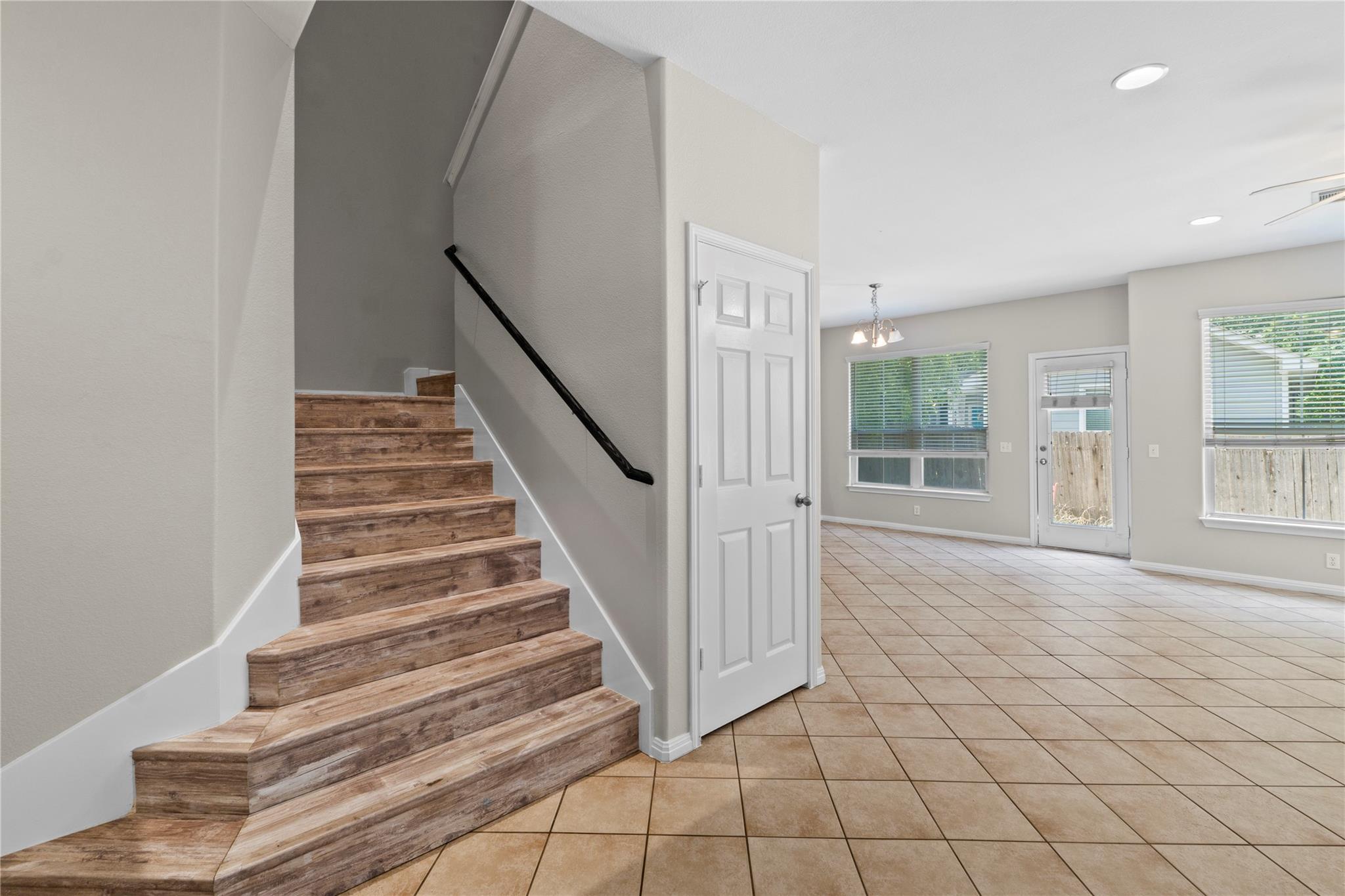 107 Nelray Blvd # A, Austin, TX 78751